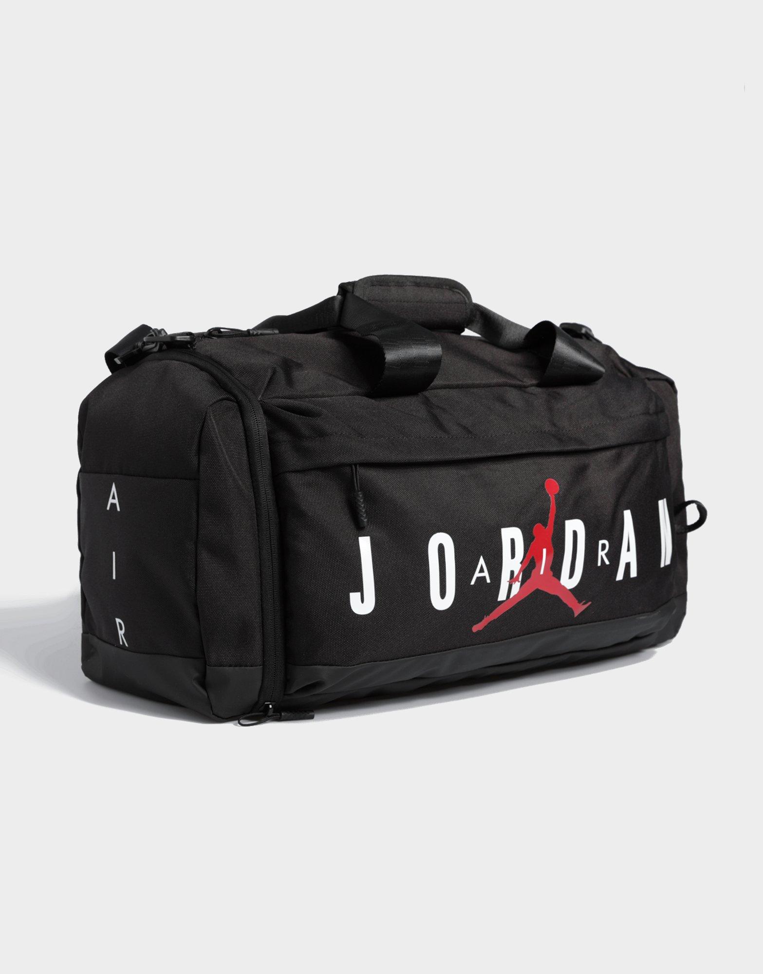 Dámska taška JORDAN TAŠKA JAN AIR JORDAN DUFFLE SM0168023 Čierna