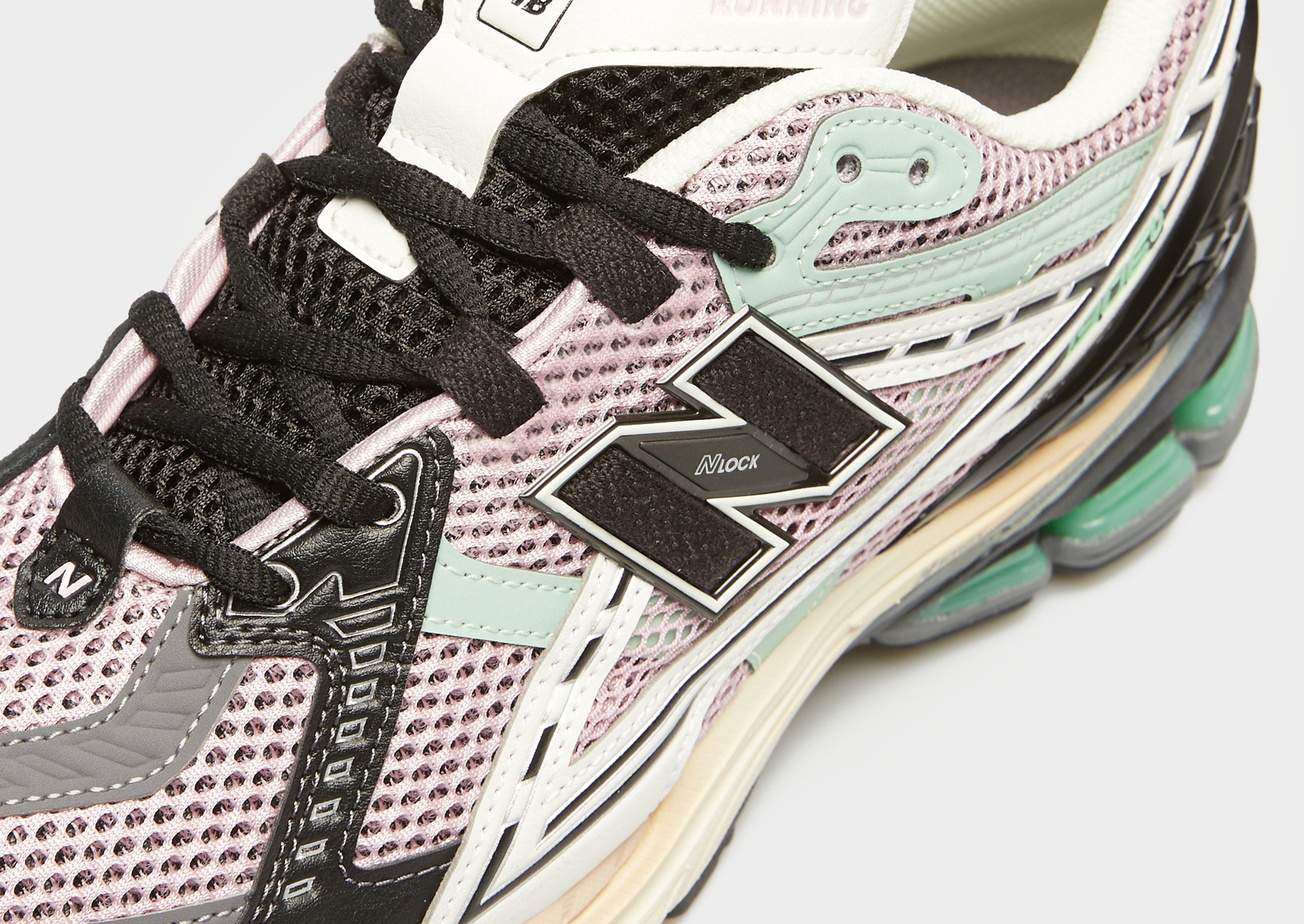 Pánske tenisky NEW BALANCE 1906R V1 U1906NB Čierna