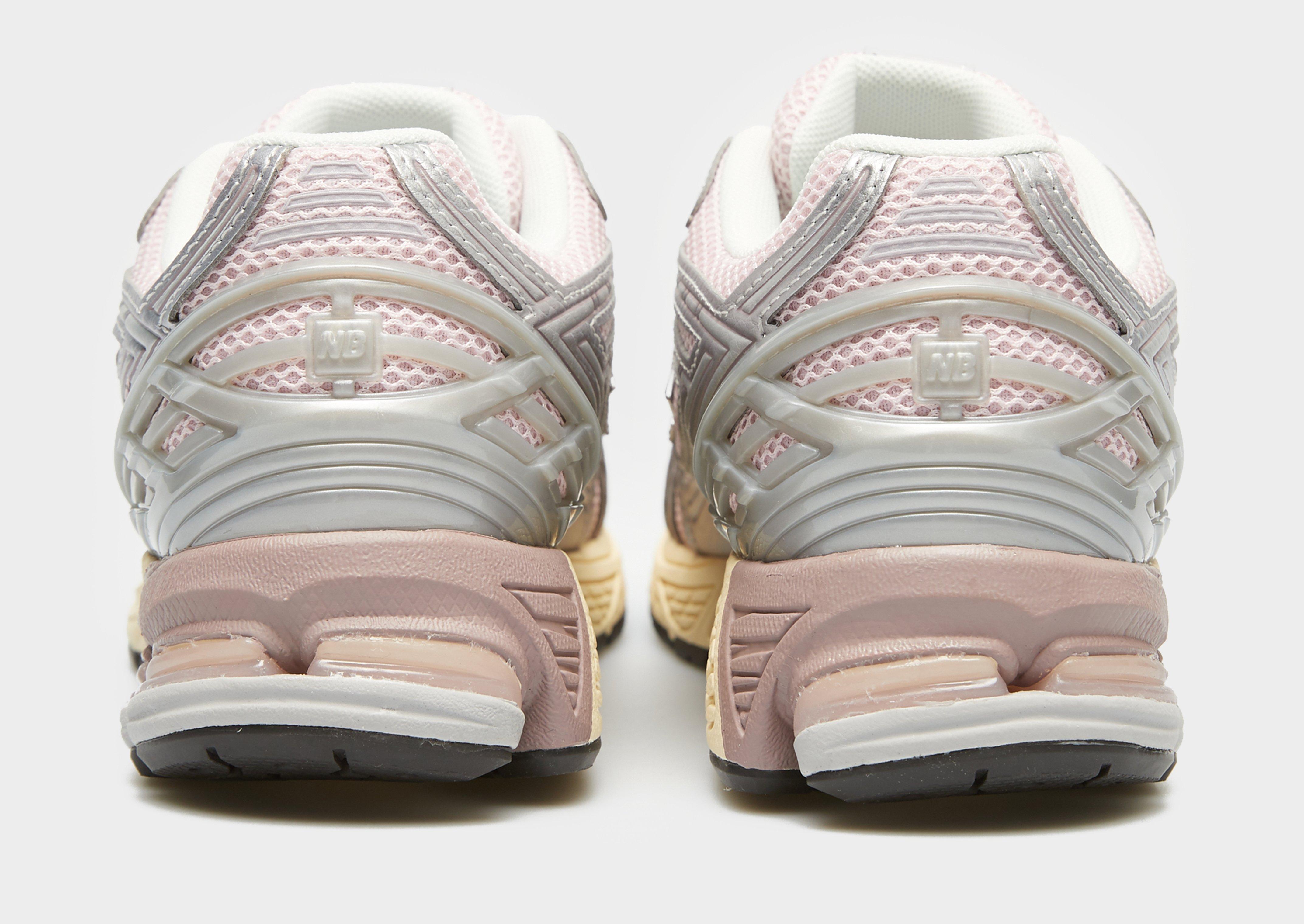 Dámske tenisky NEW BALANCE U1906RV1 U1906RNF Růžová