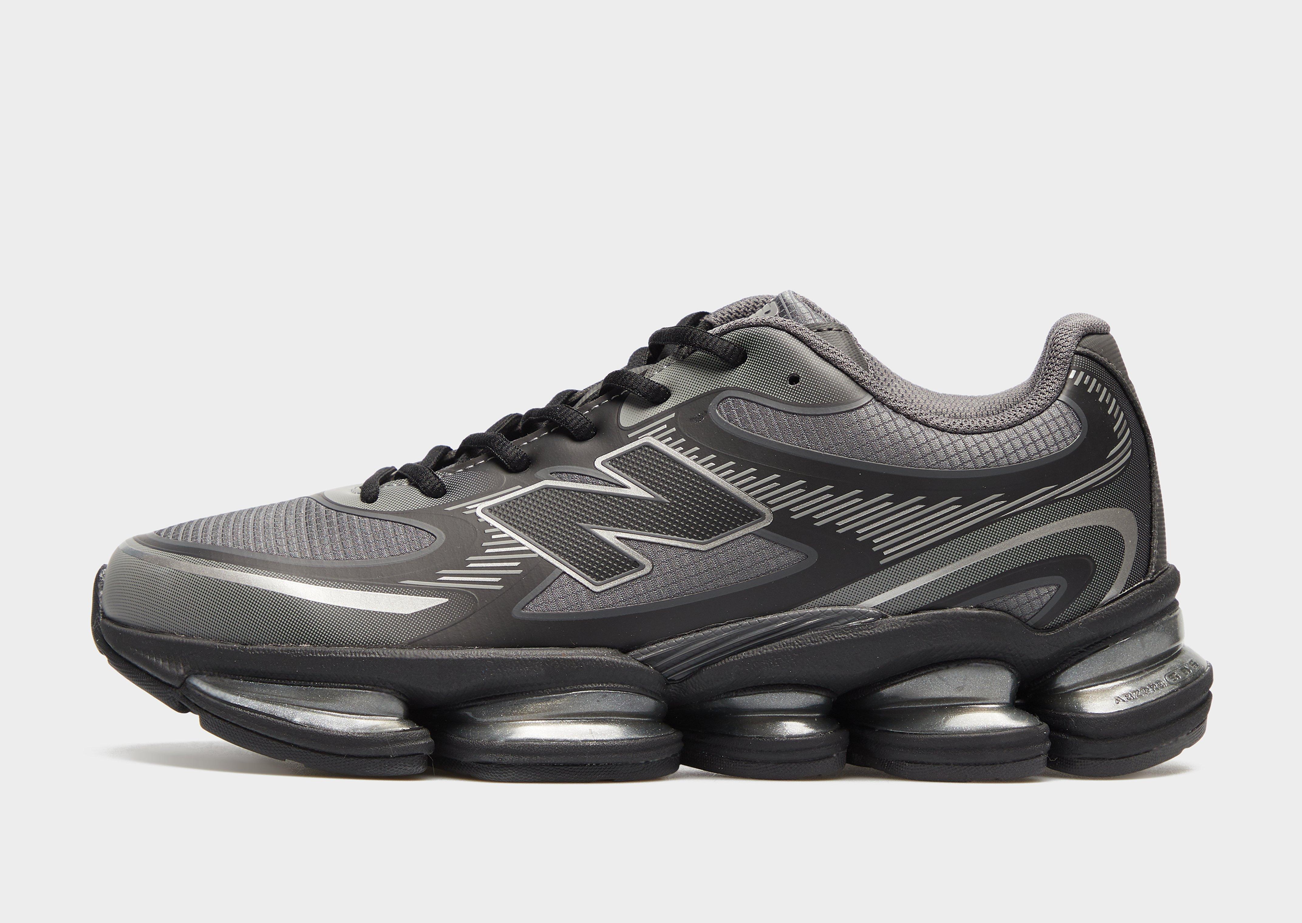 New Balance 2000