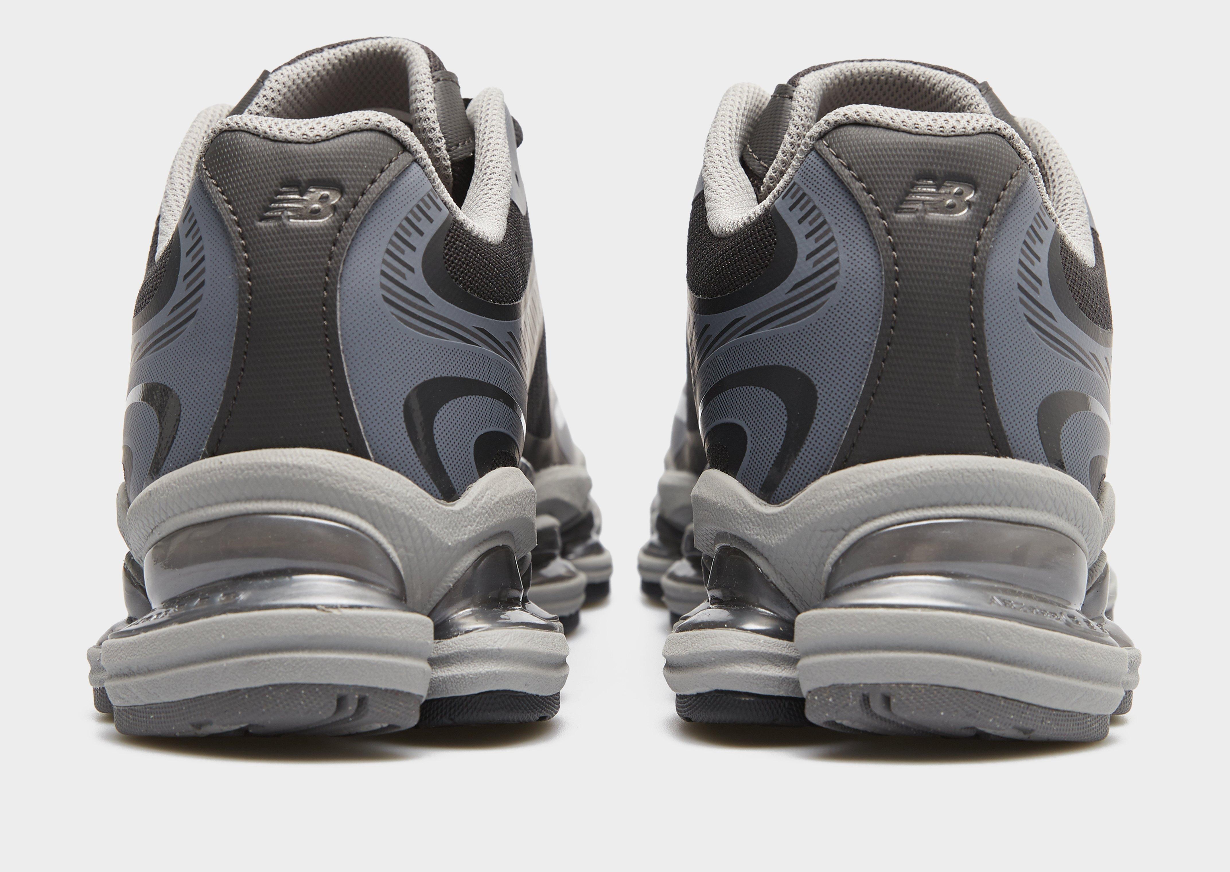 Férfi sneakers NEW BALANCE 2000 ABZORB V1  U2000420 Fekete