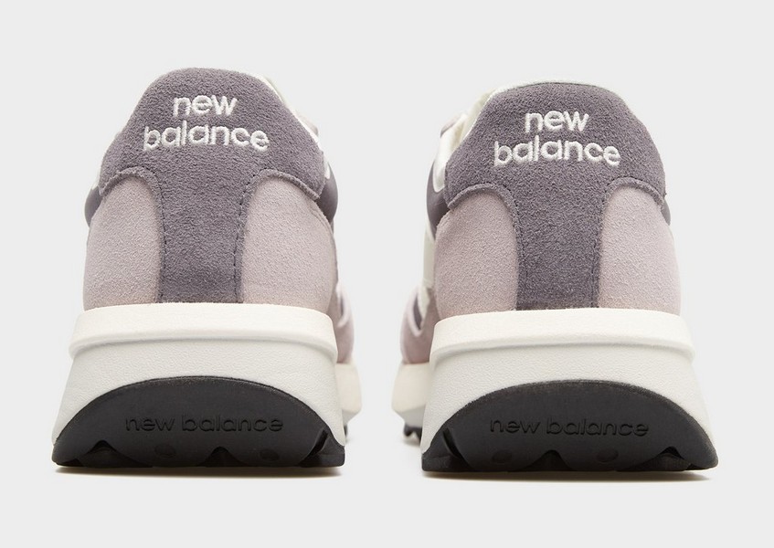 New Balance370