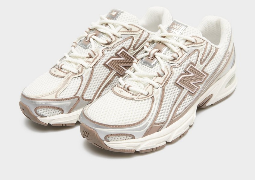 New Balance 740