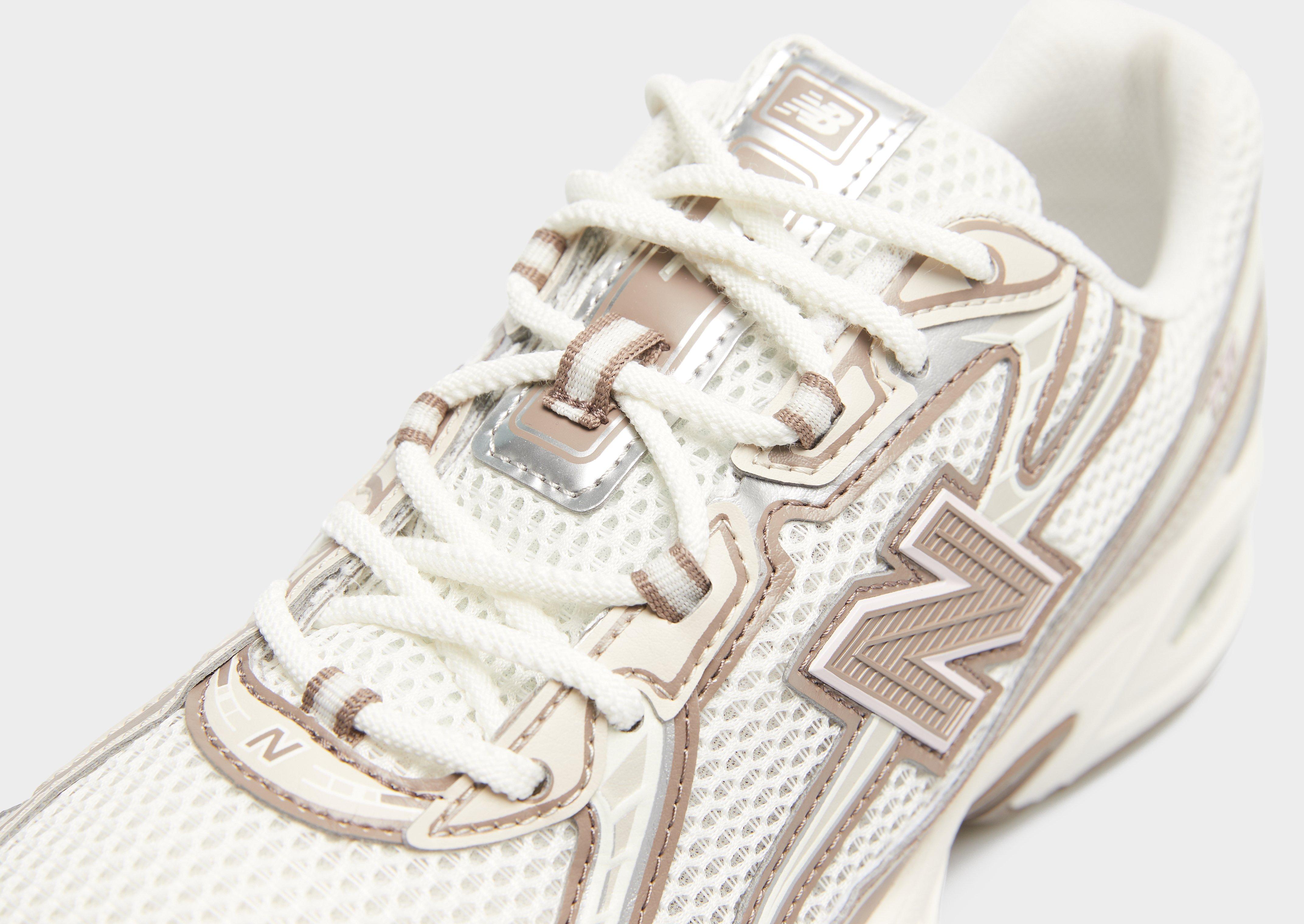 New Balance 740