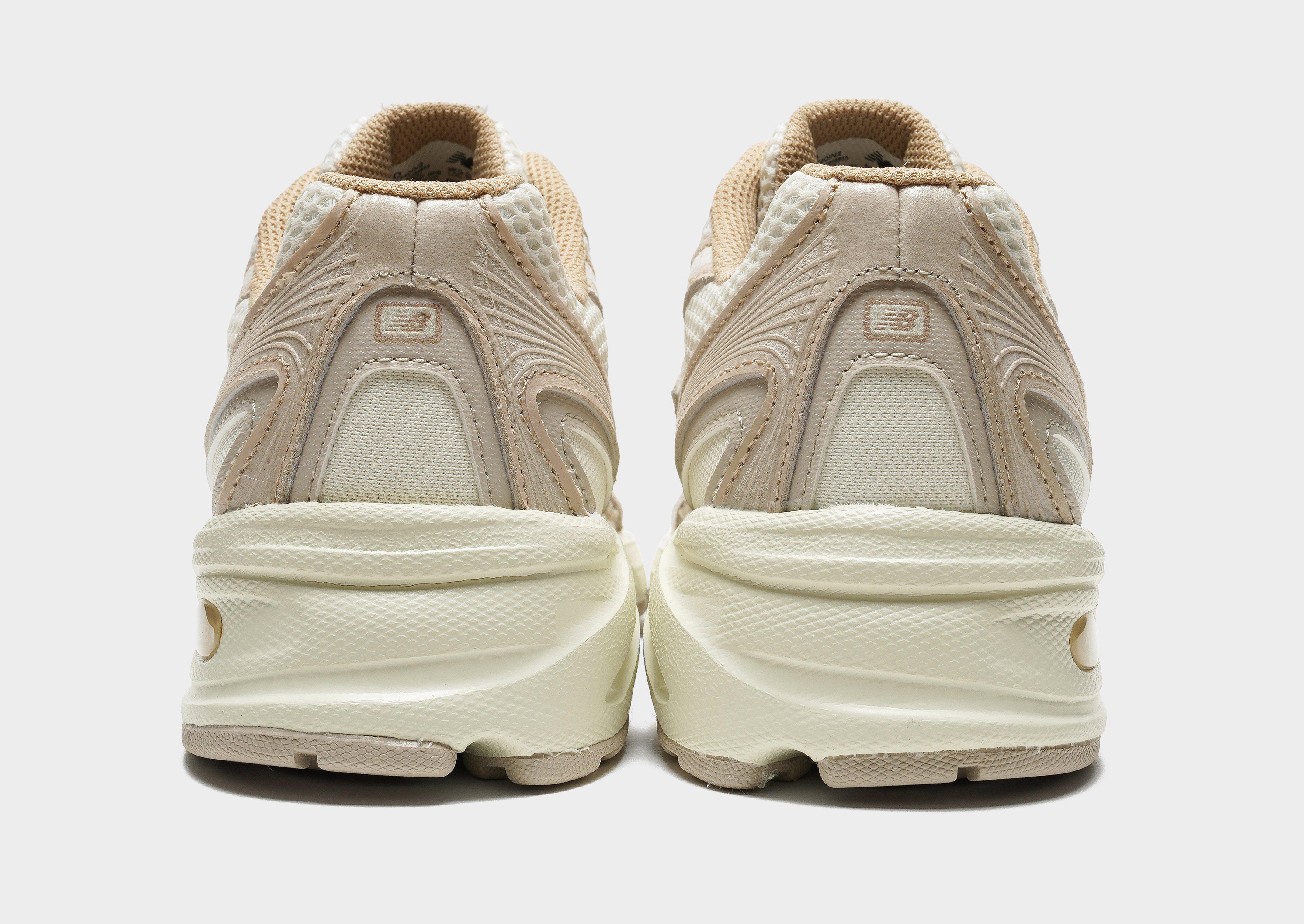 Дамски обувки NEW BALANCE U740 V2 U740IN2 Бежов