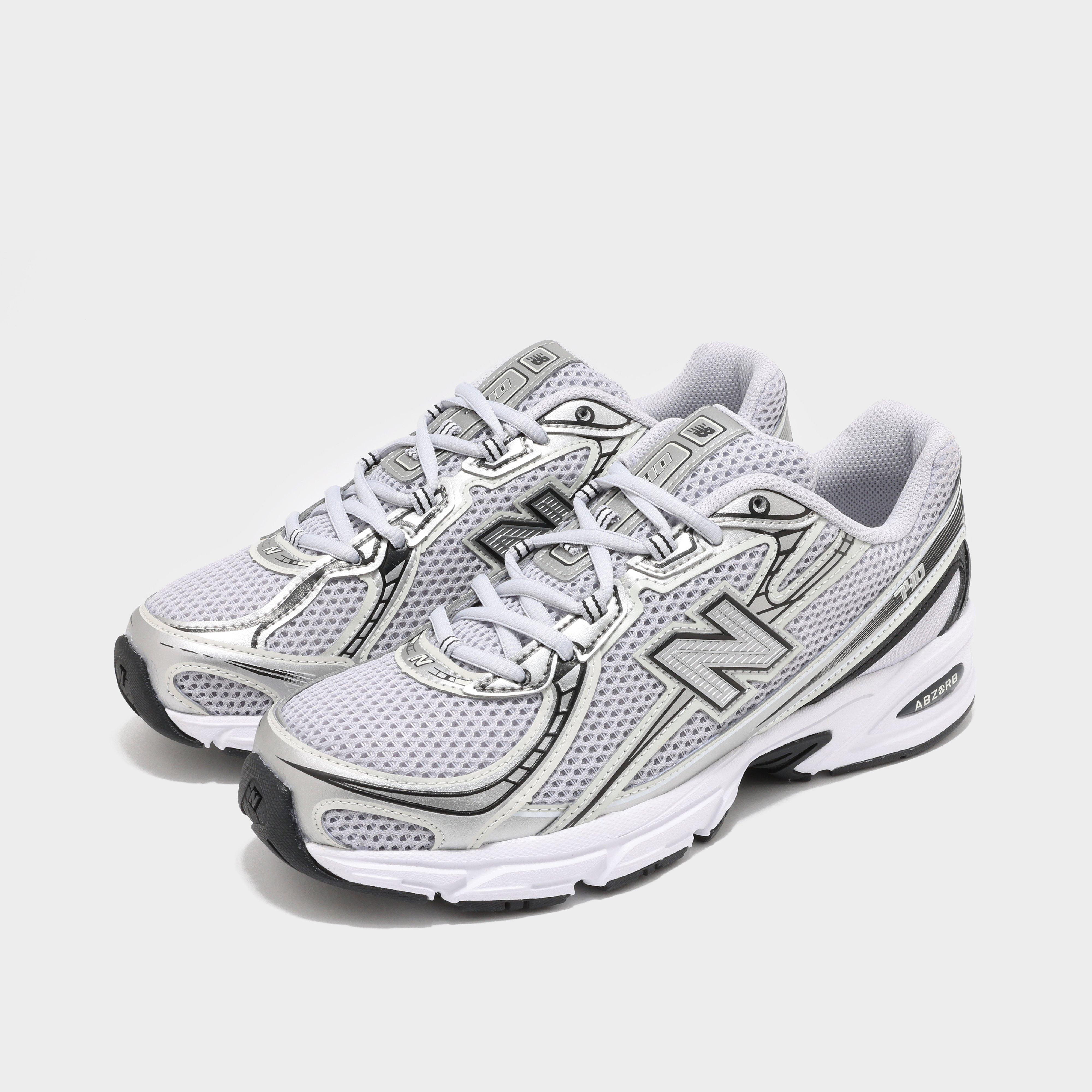 Kedai moterims NEW BALANCE U740 V2