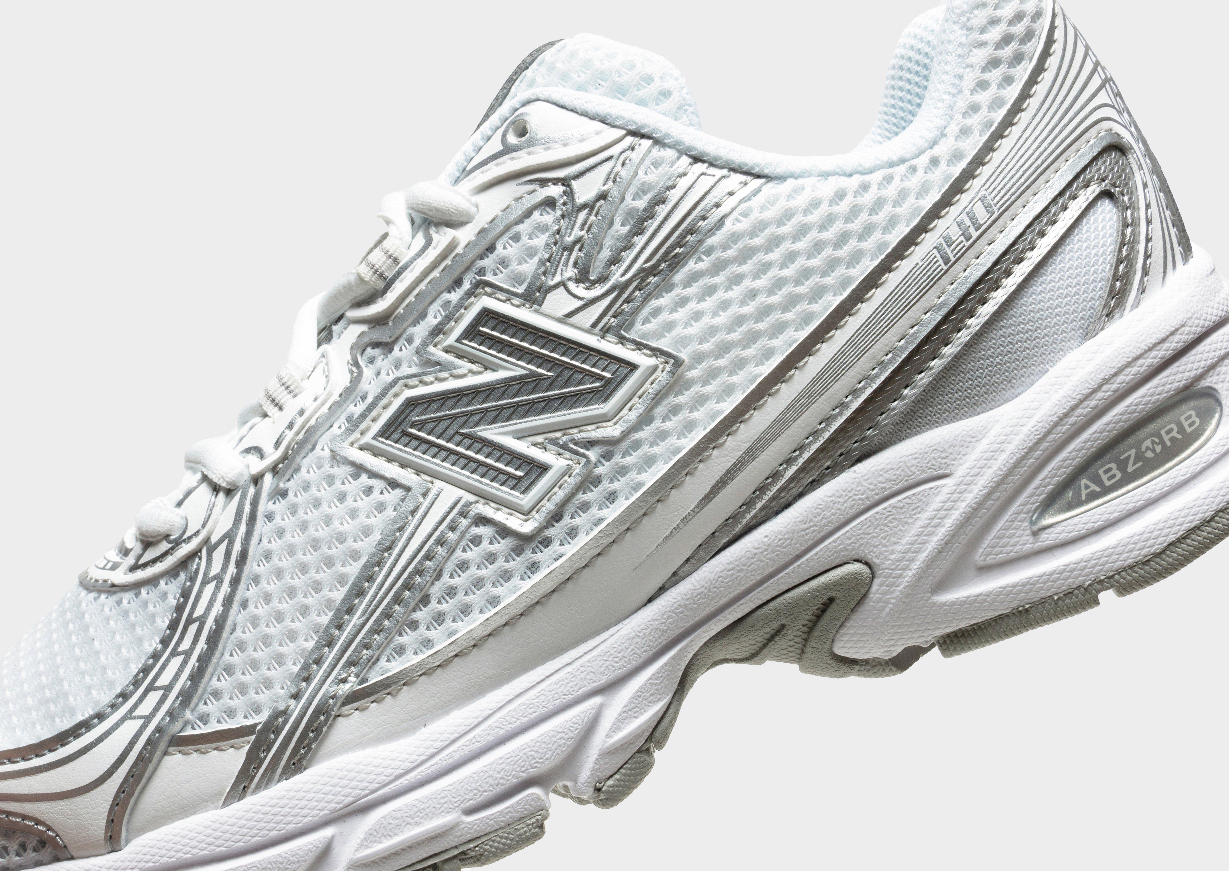 Női sneakers NEW BALANCE U740V2 U740WM2 Fehér