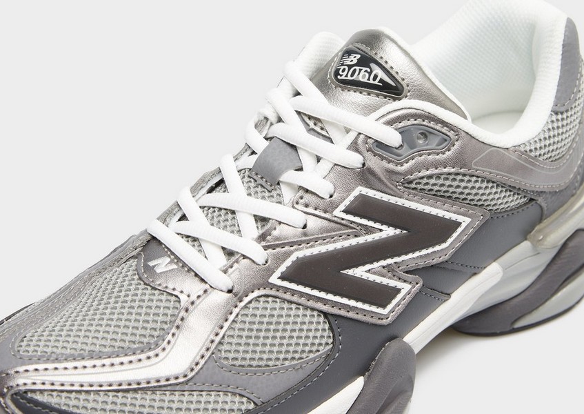 New Balance 9060 V1