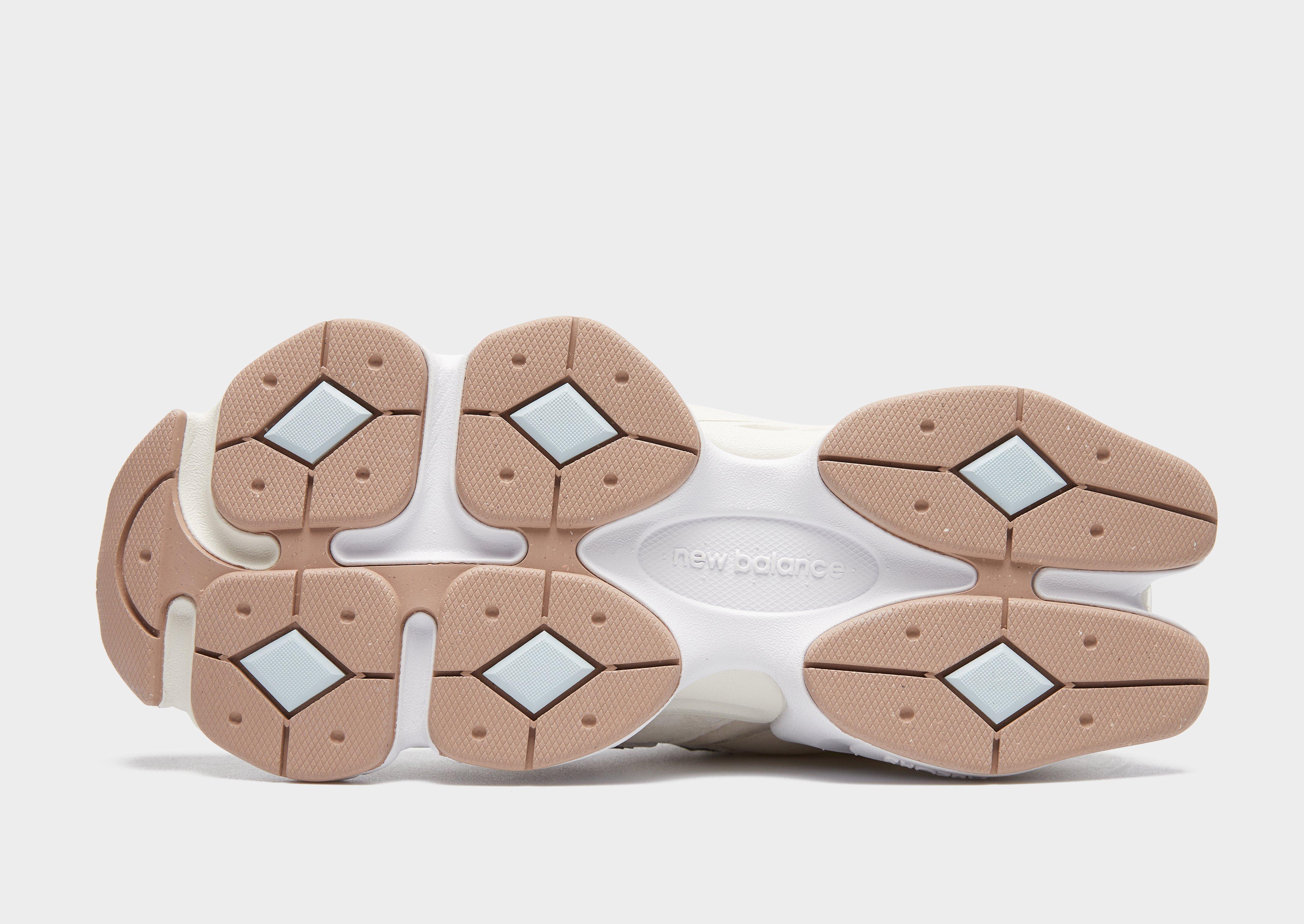 Buty sneakersy damskie NEW BALANCE U9060 U9060AUA Beżowy