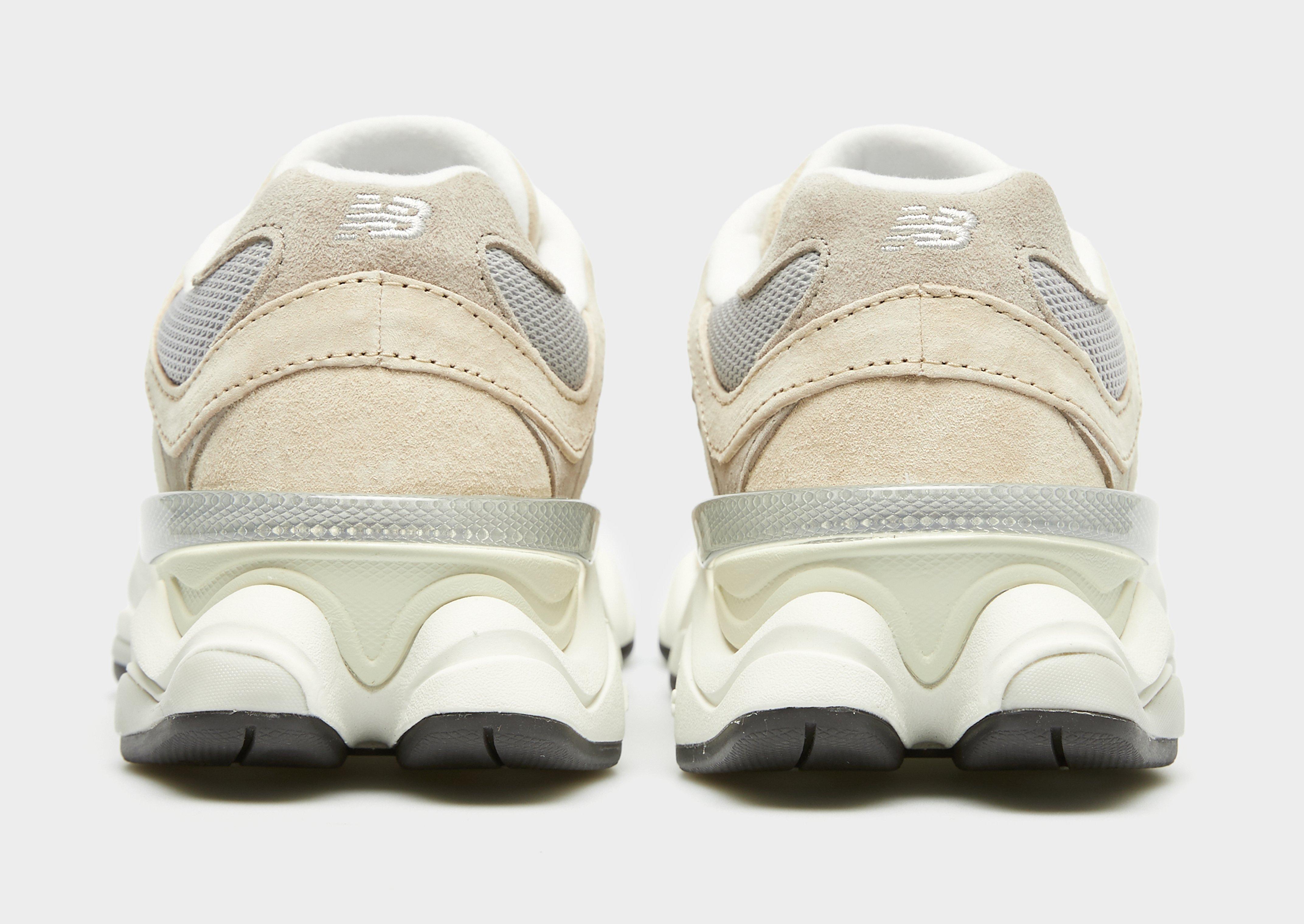 Дамски обувки NEW BALANCE U9060 U9060LBD Бежов