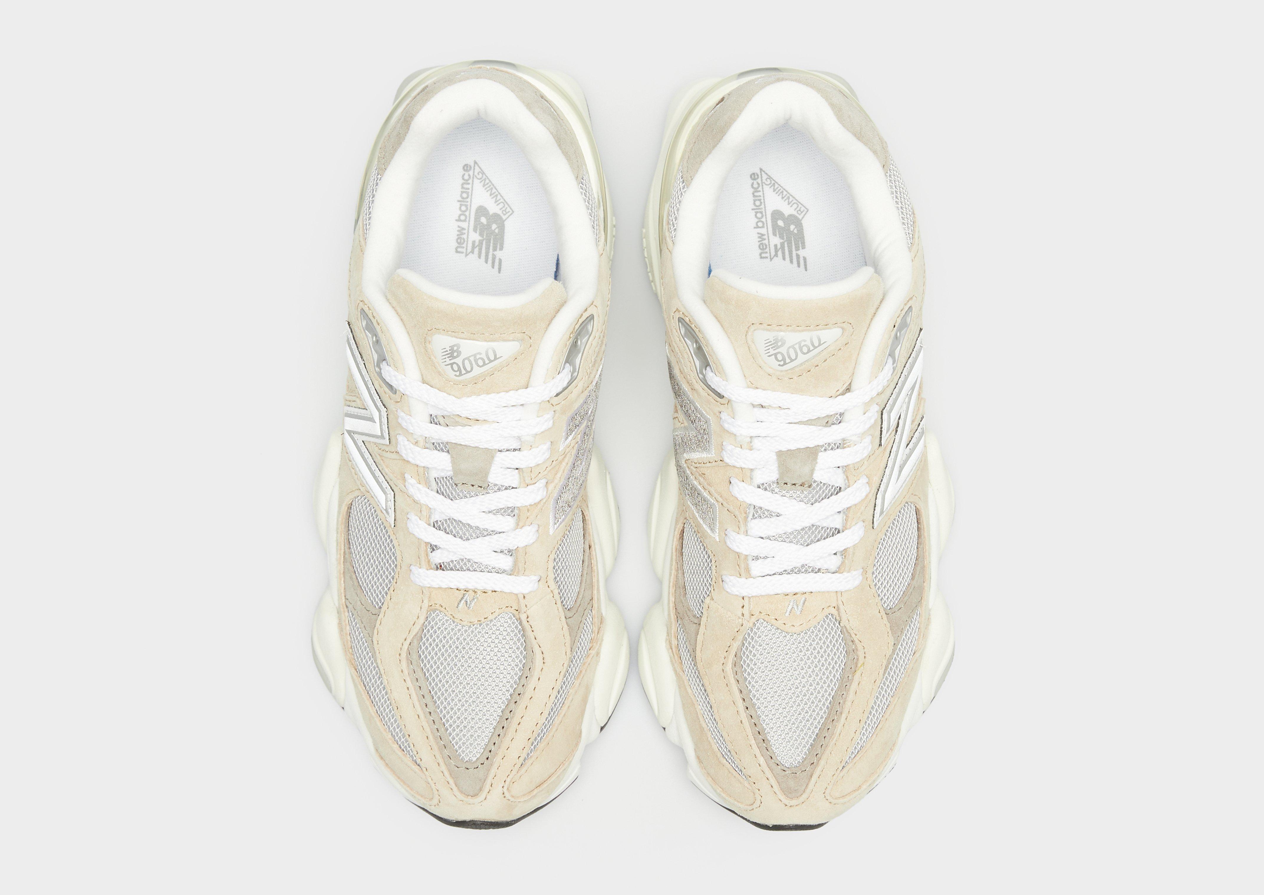 Дамски обувки NEW BALANCE U9060 U9060LBD Бежов