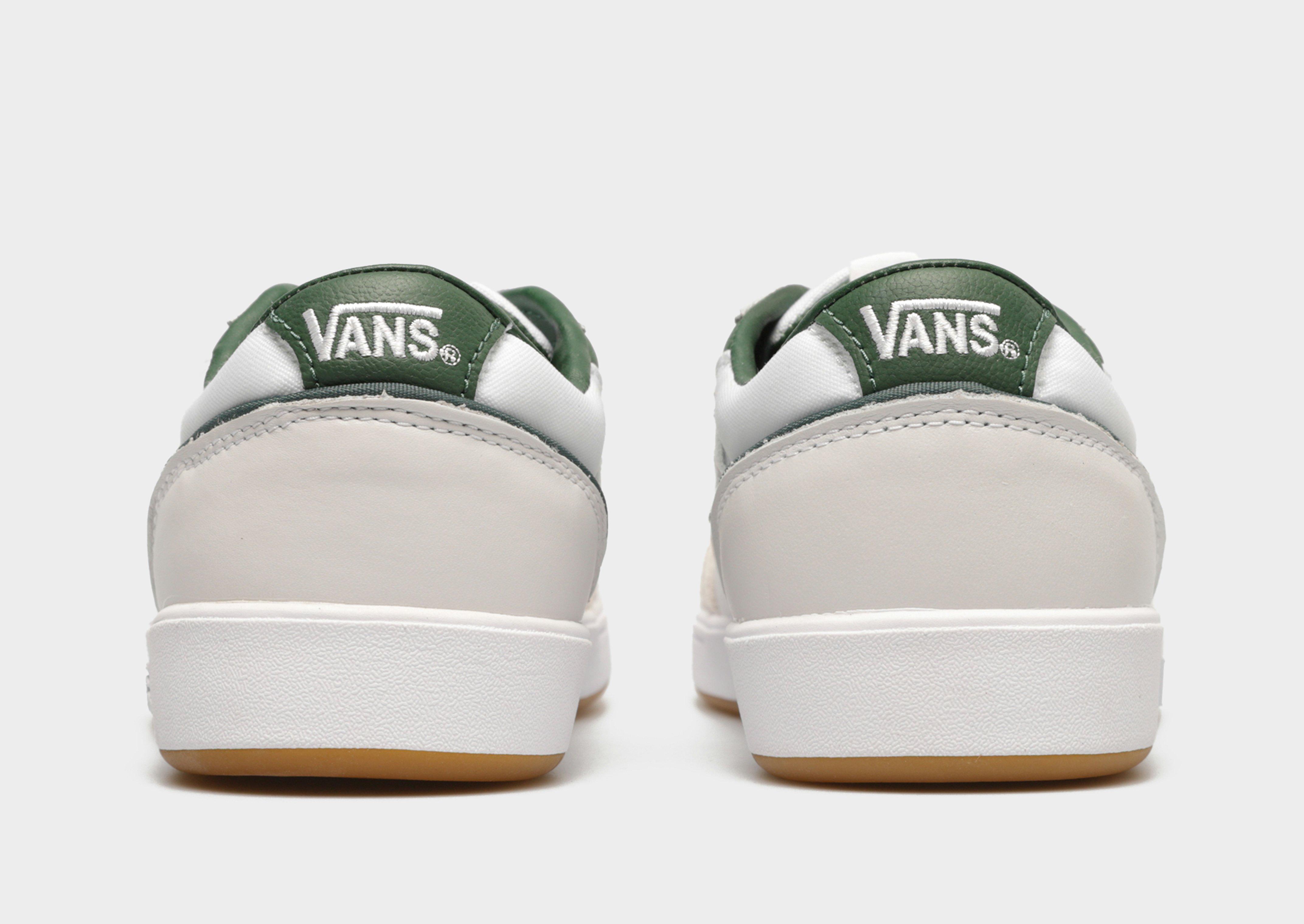 Мъжки кецове VANS LOWLAND CC JMP R VN0007P2Y9H1 Бял