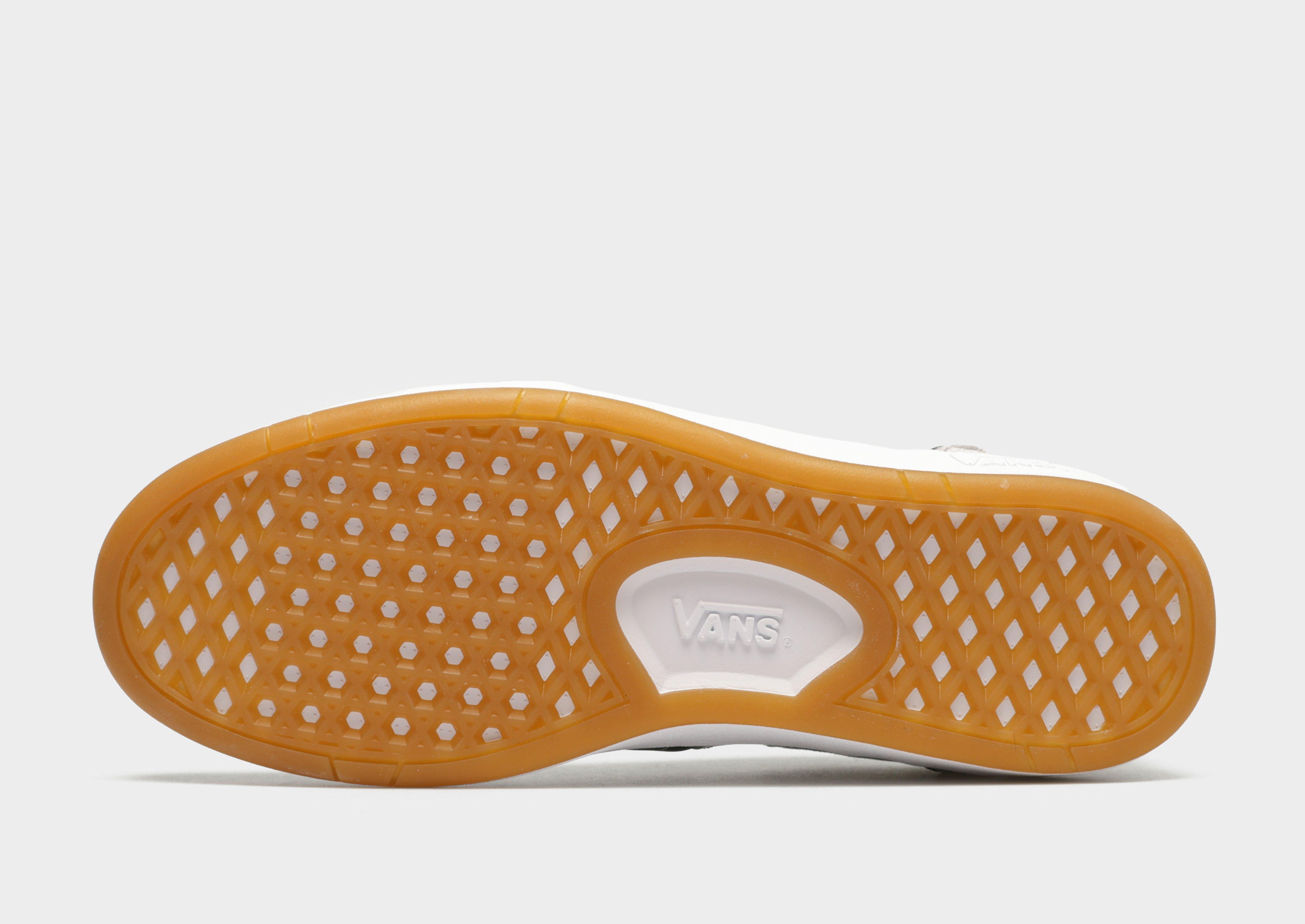 Мъжки кецове VANS LOWLAND CC JMP R VN0007P2Y9H1 Бял