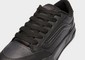 VANS HYLANE