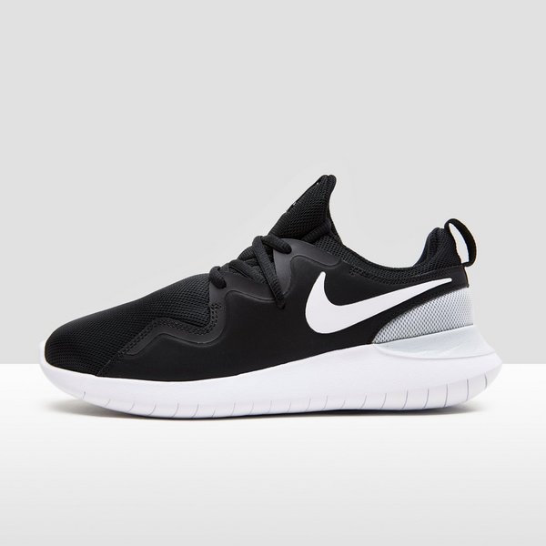nike tanjun zwarte zool nike tanjun zwarte zool