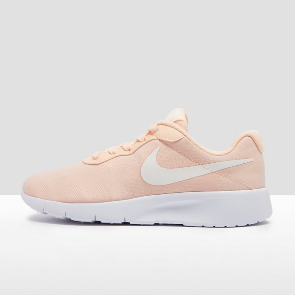 nike tanjun se roze nike tanjun se roze