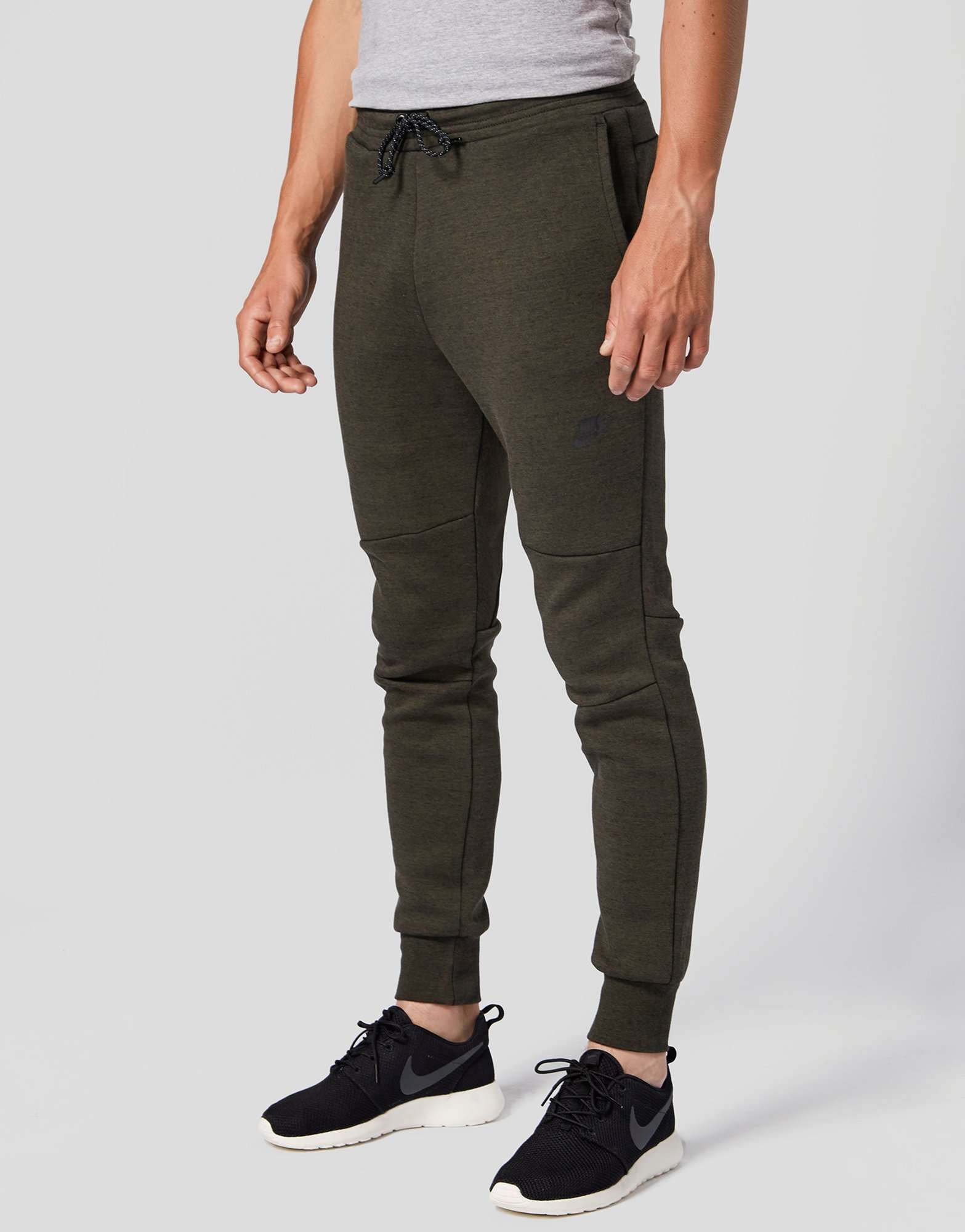 nike tech fleece pants