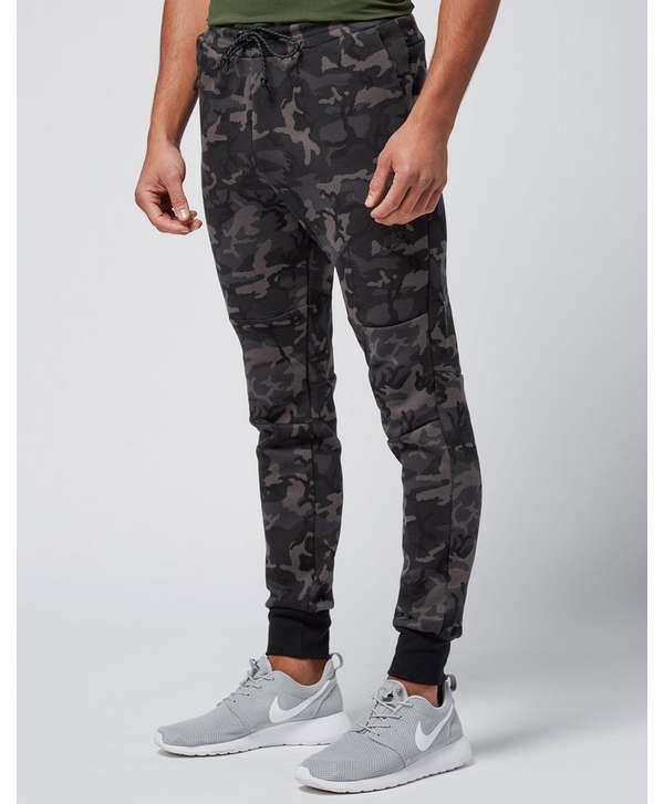 nike tech camo joggers