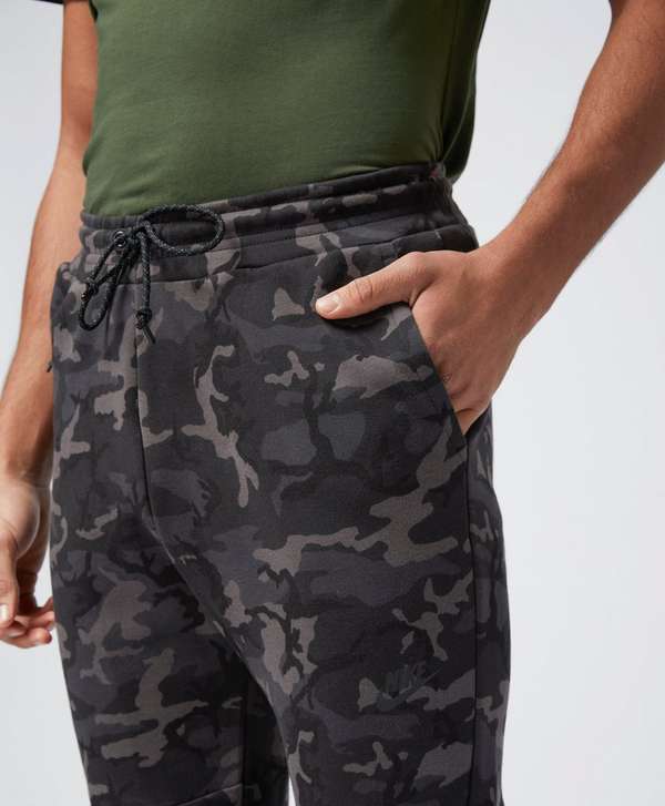 Nike Tech Camo Fleece Pants | scotts Menswear