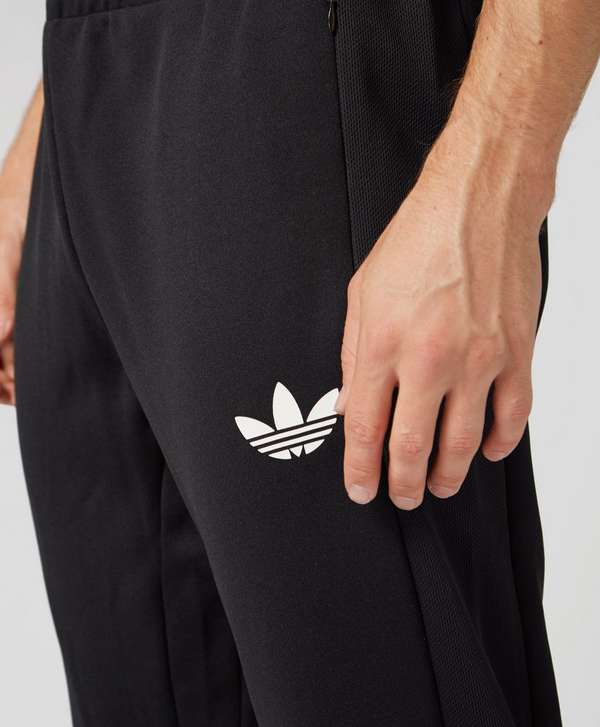 adicolor trefoil relaxed twill pants