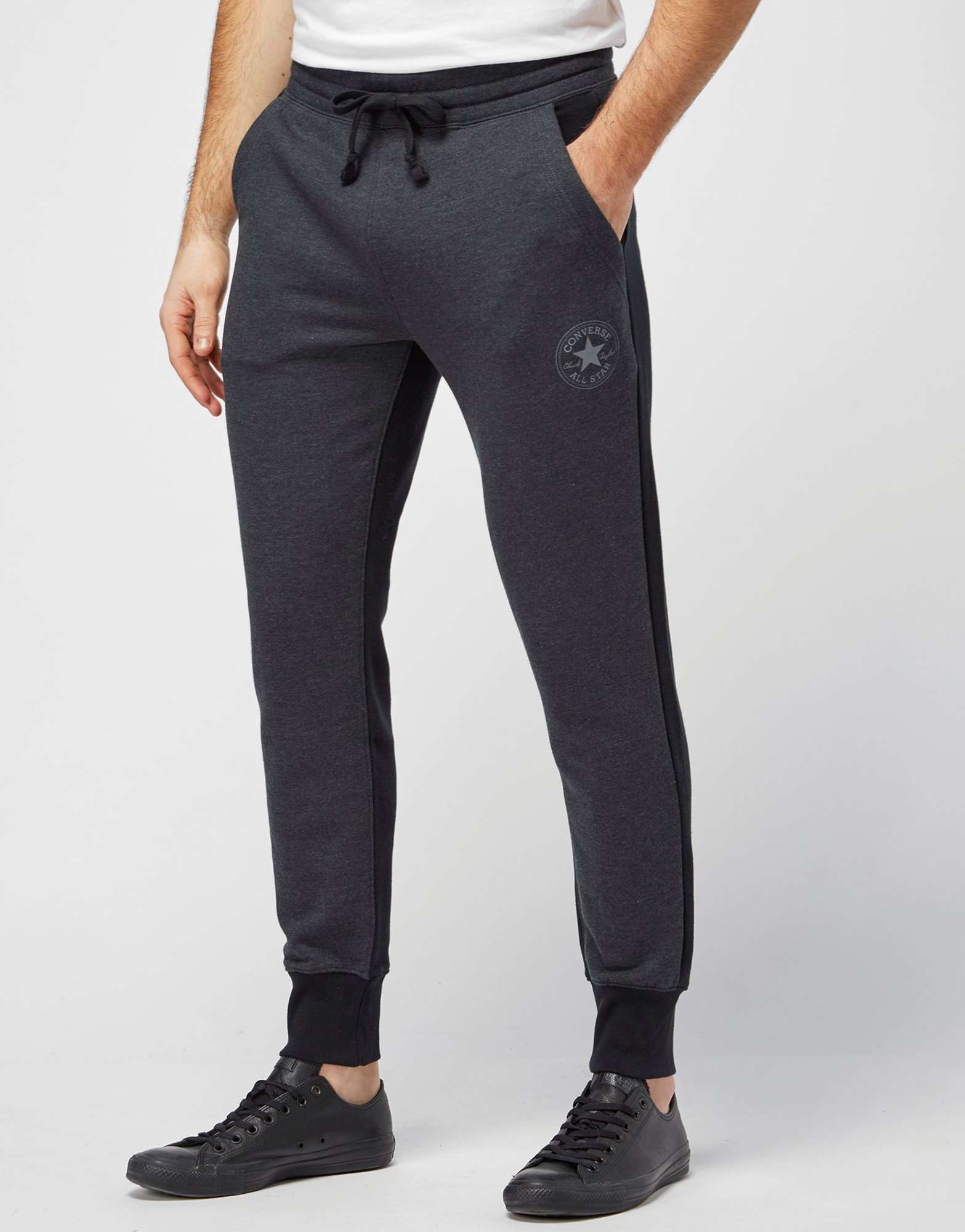 jogger pants with converse shoes