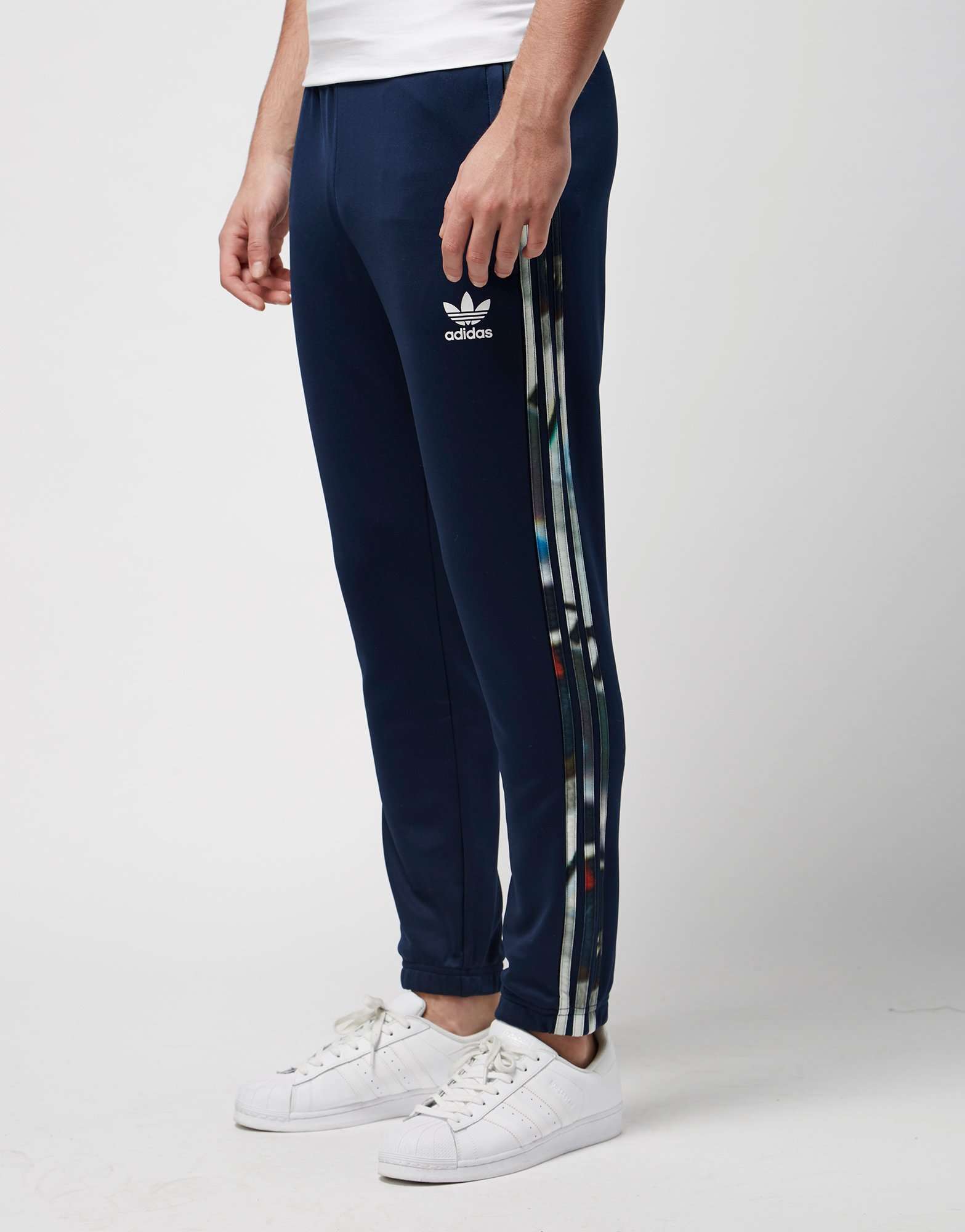 nike chaos balance pants