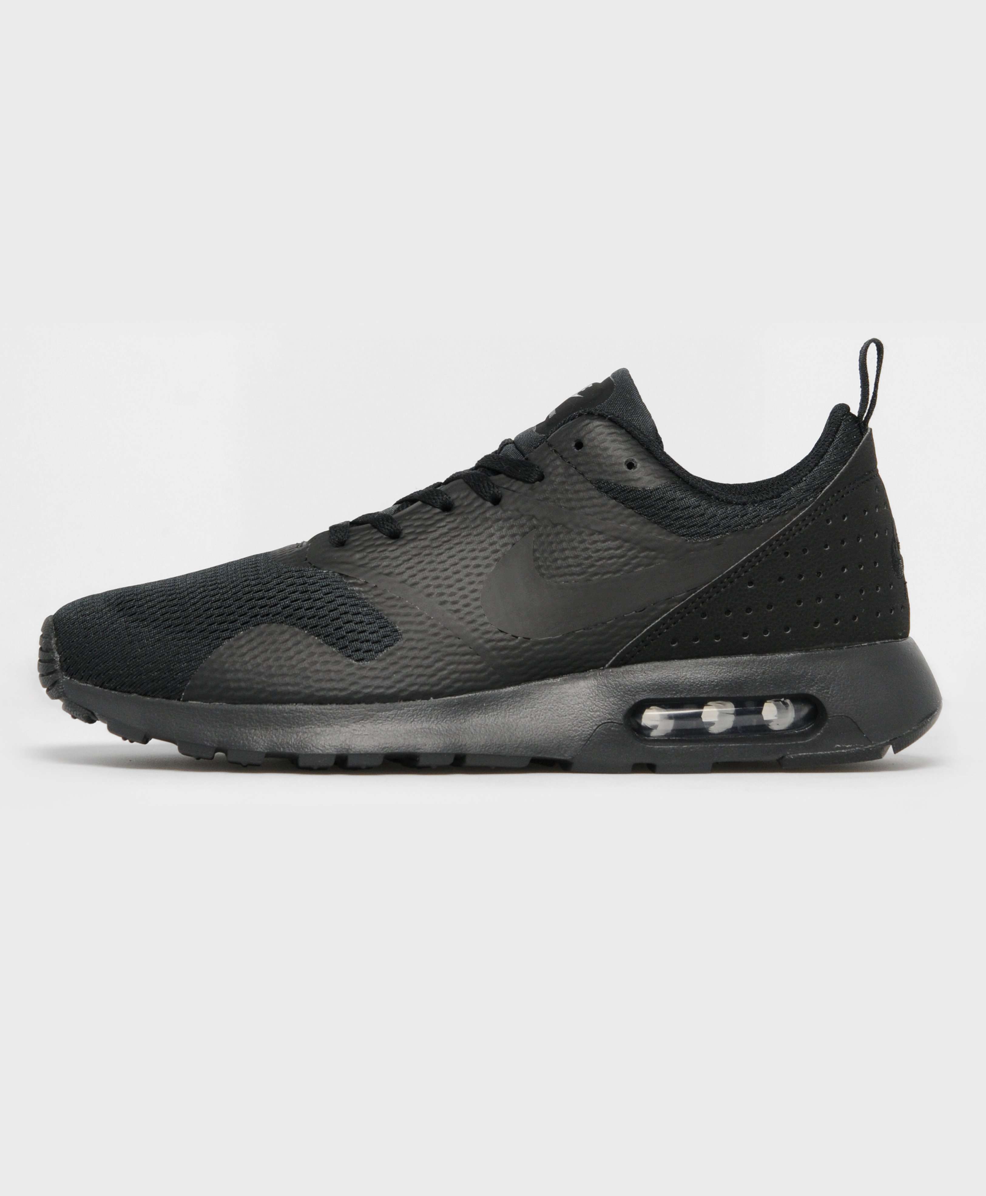 mens nike tavas