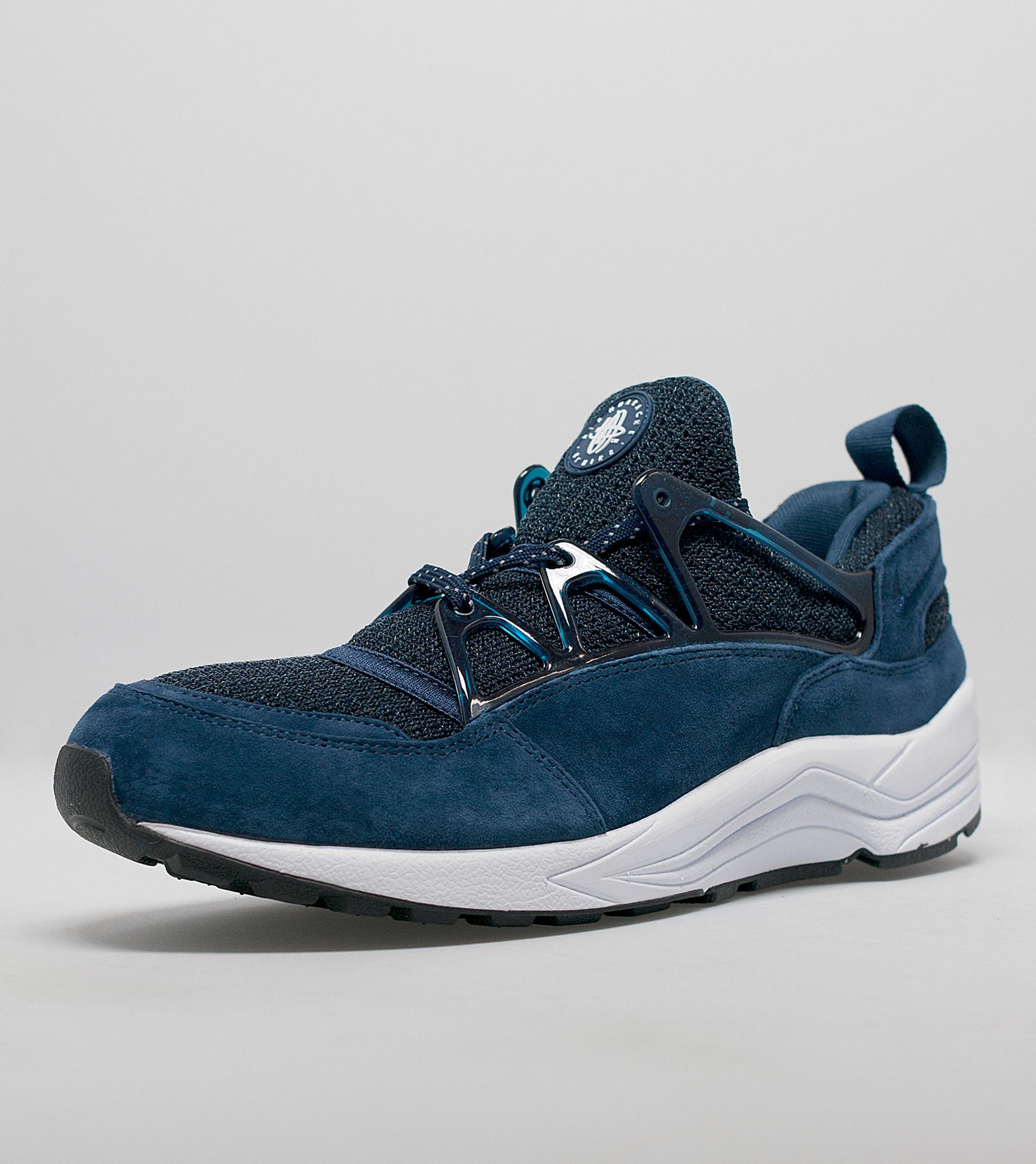 Nike Huarache Size 1 Nike Huarache Size 1