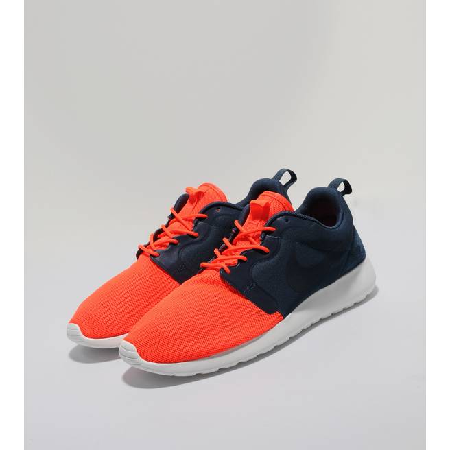 nike roshe run size 11