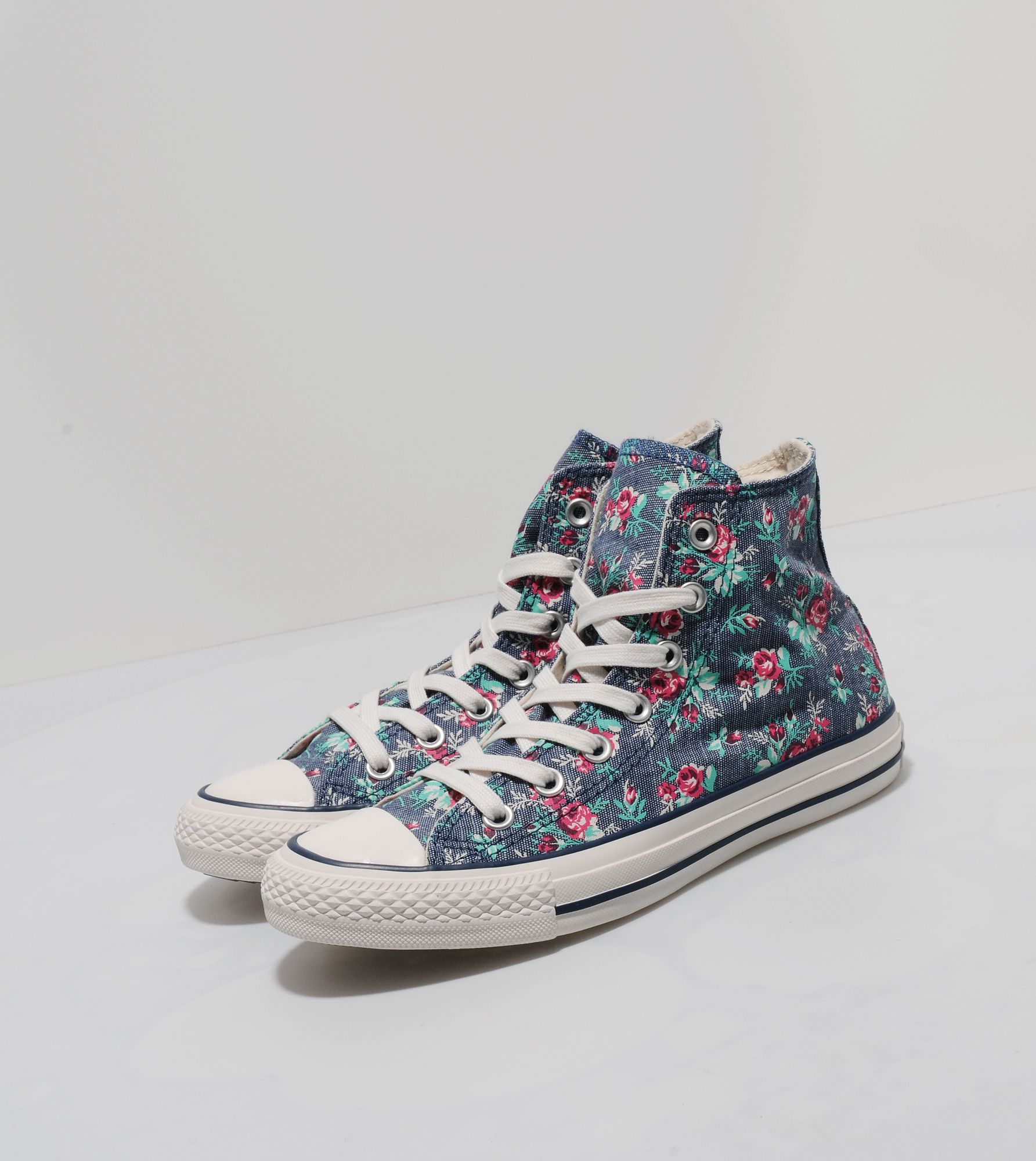 converse one star floral
