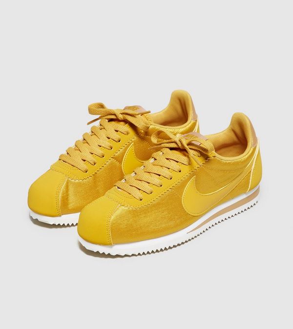 nike internationalist mid groen geel nike internationalist mid groen geel