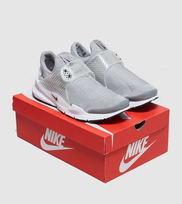 nike sock dart sizing