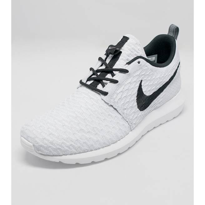 nike roshe one flyknit white