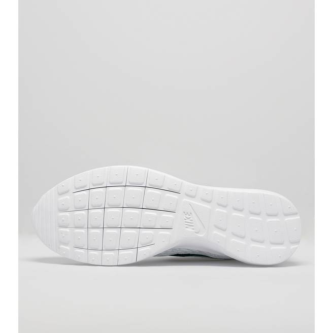 nike roshe two flyknit v2 grey