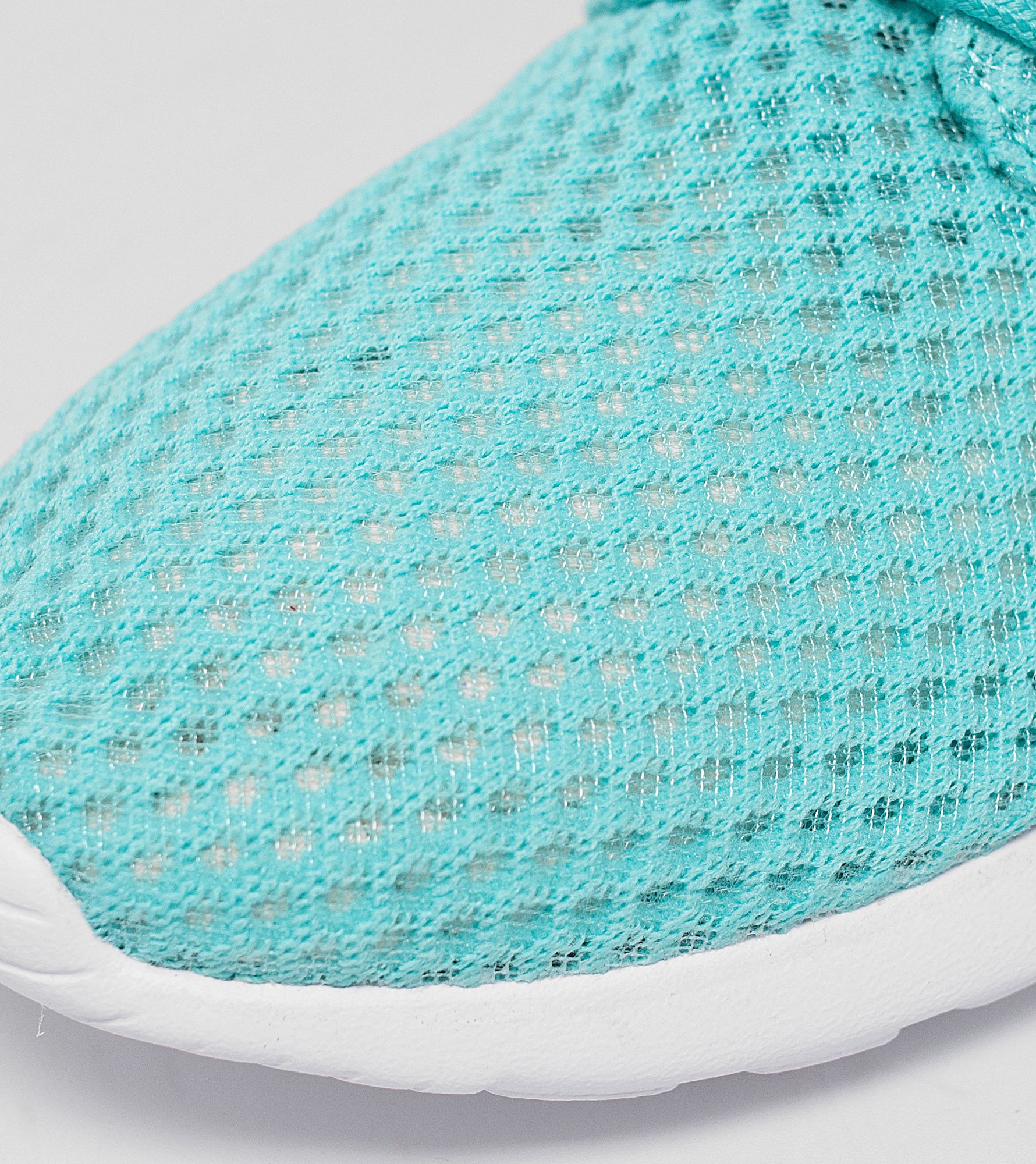 nike roshe one breeze