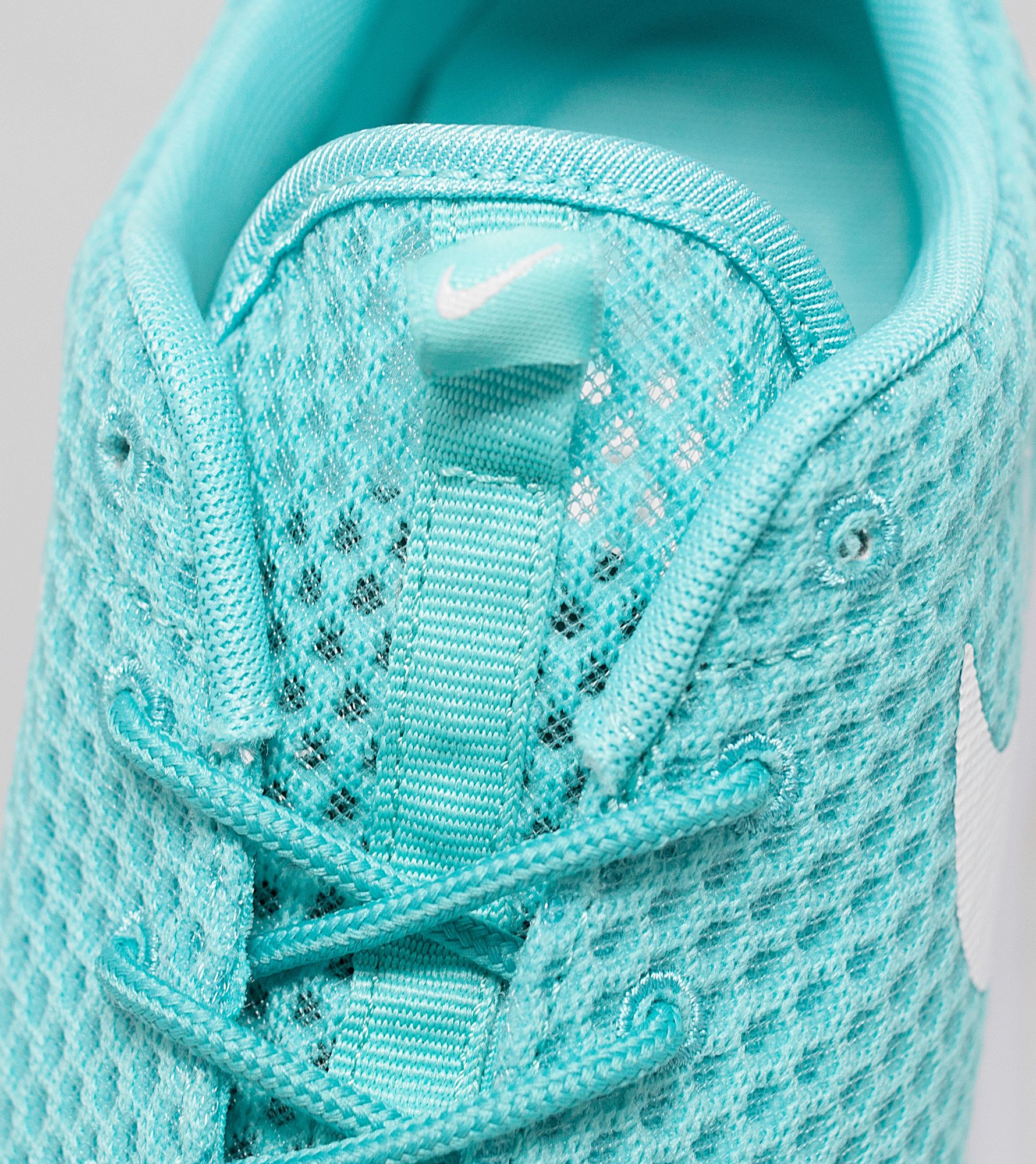 nike roshe one breeze