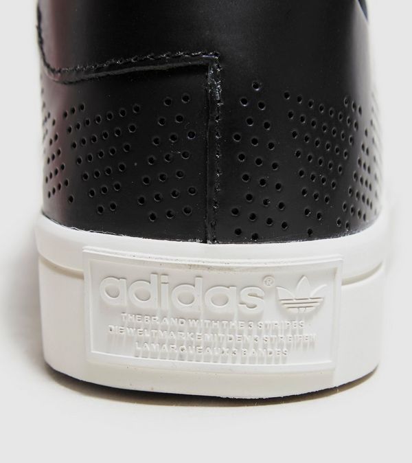 adidas court vantage women