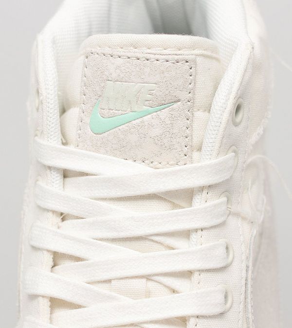 nike halloween blazers