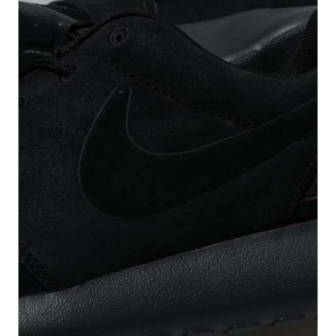 nike roshe run size 13