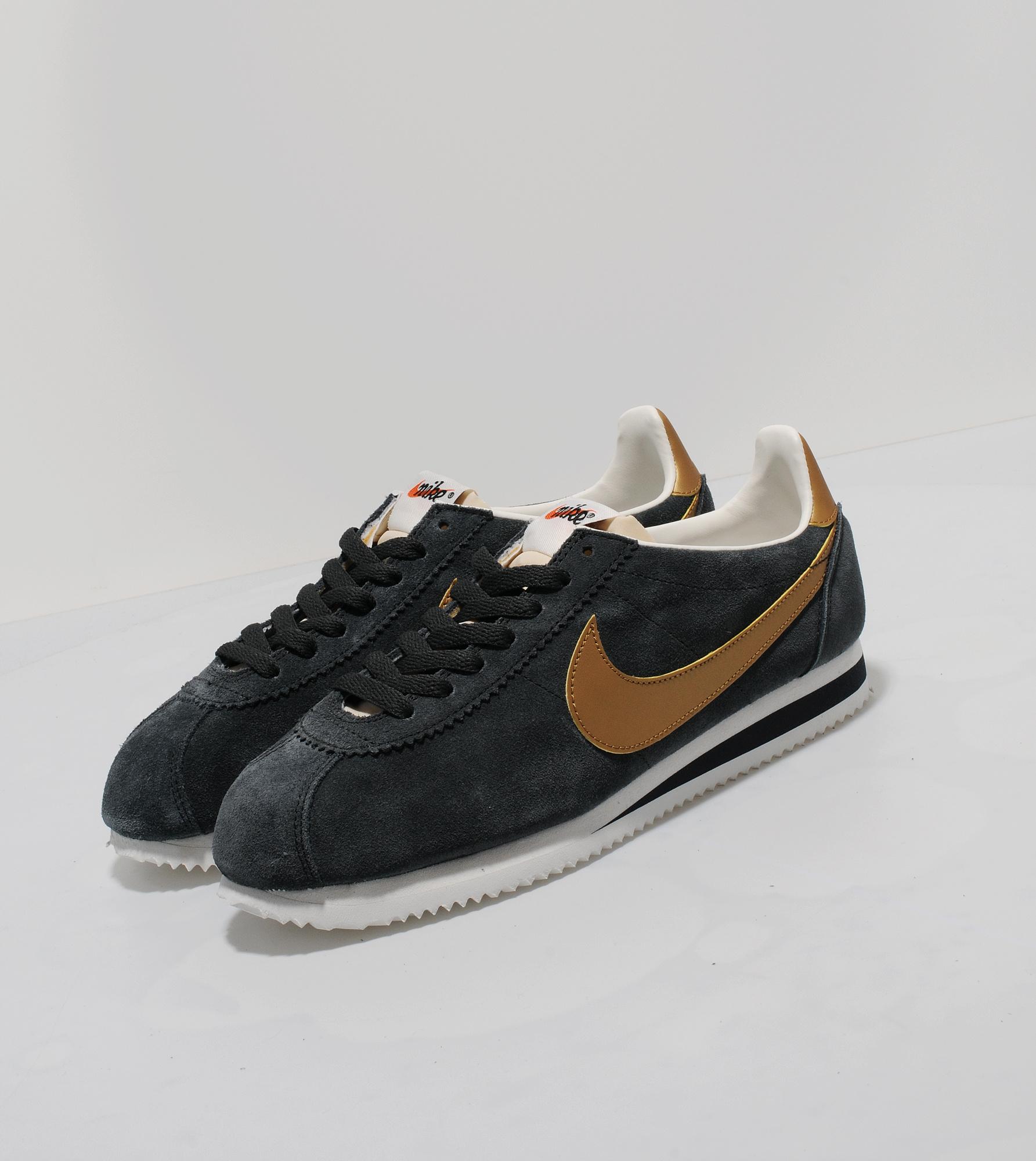 black suede cortez