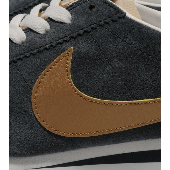 nike cortez classic suede