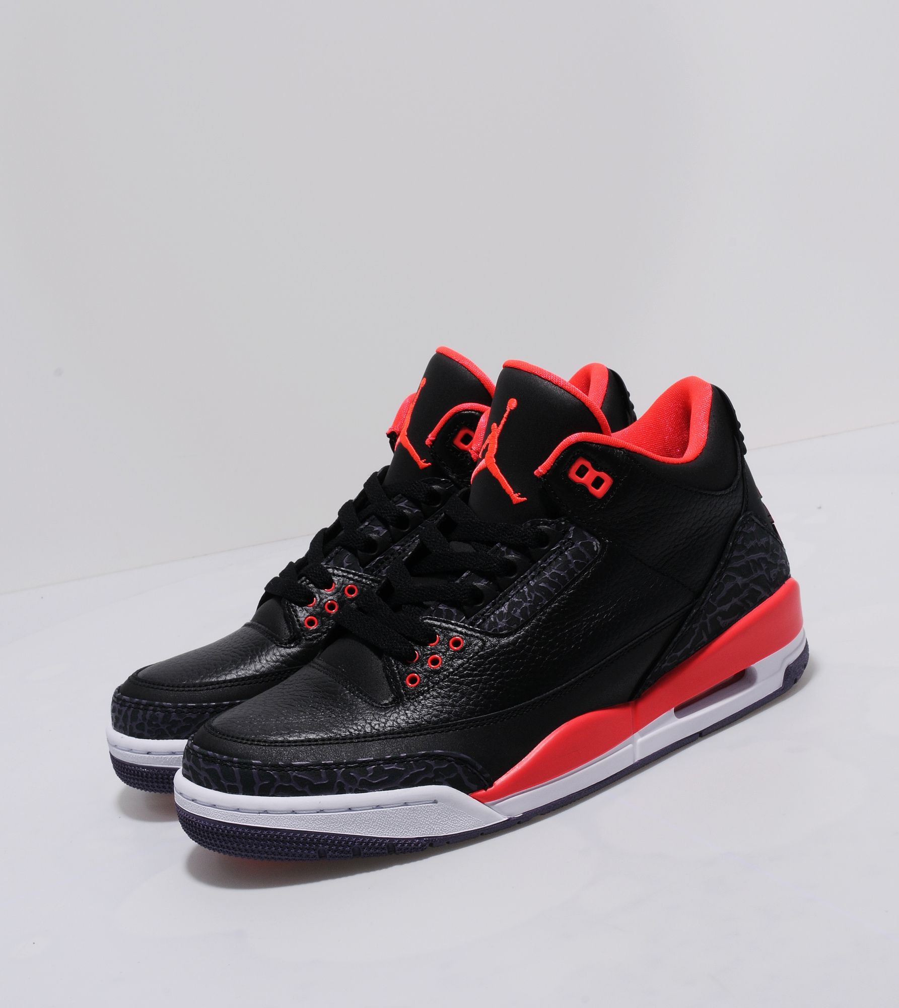 Jordan III Retro 'Bright Crimson' | Size?