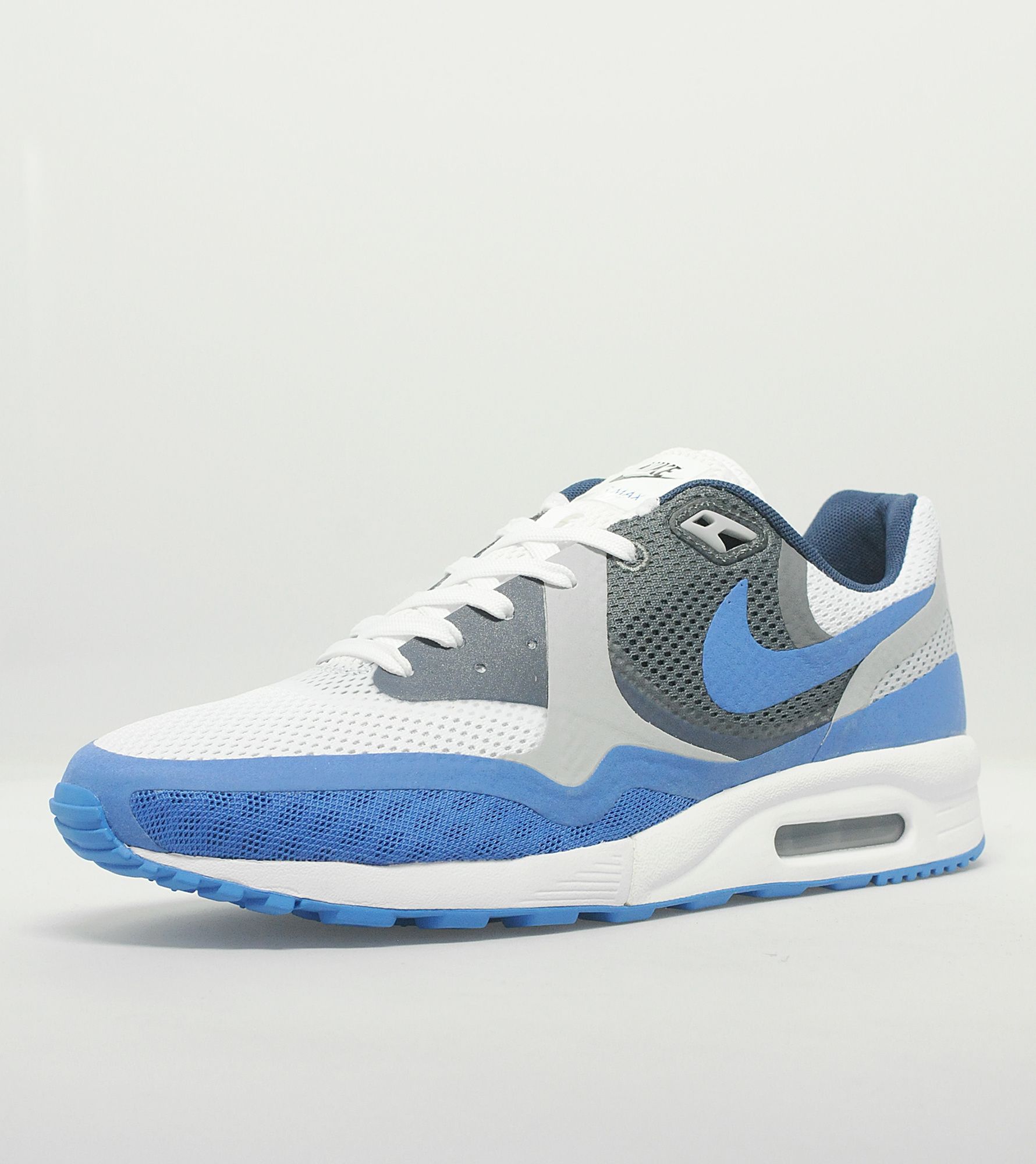 nike breathe air max