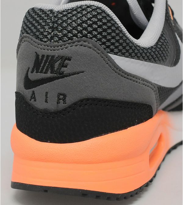 Nike Air Max Light Comfort Size 
