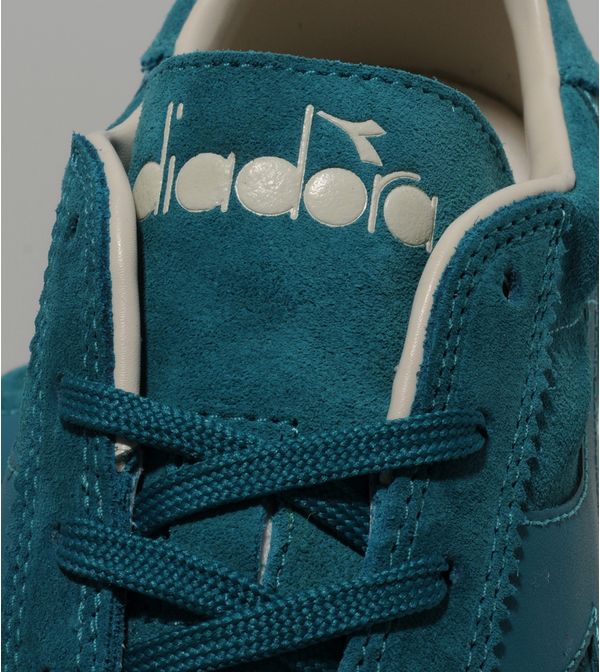 size diadora