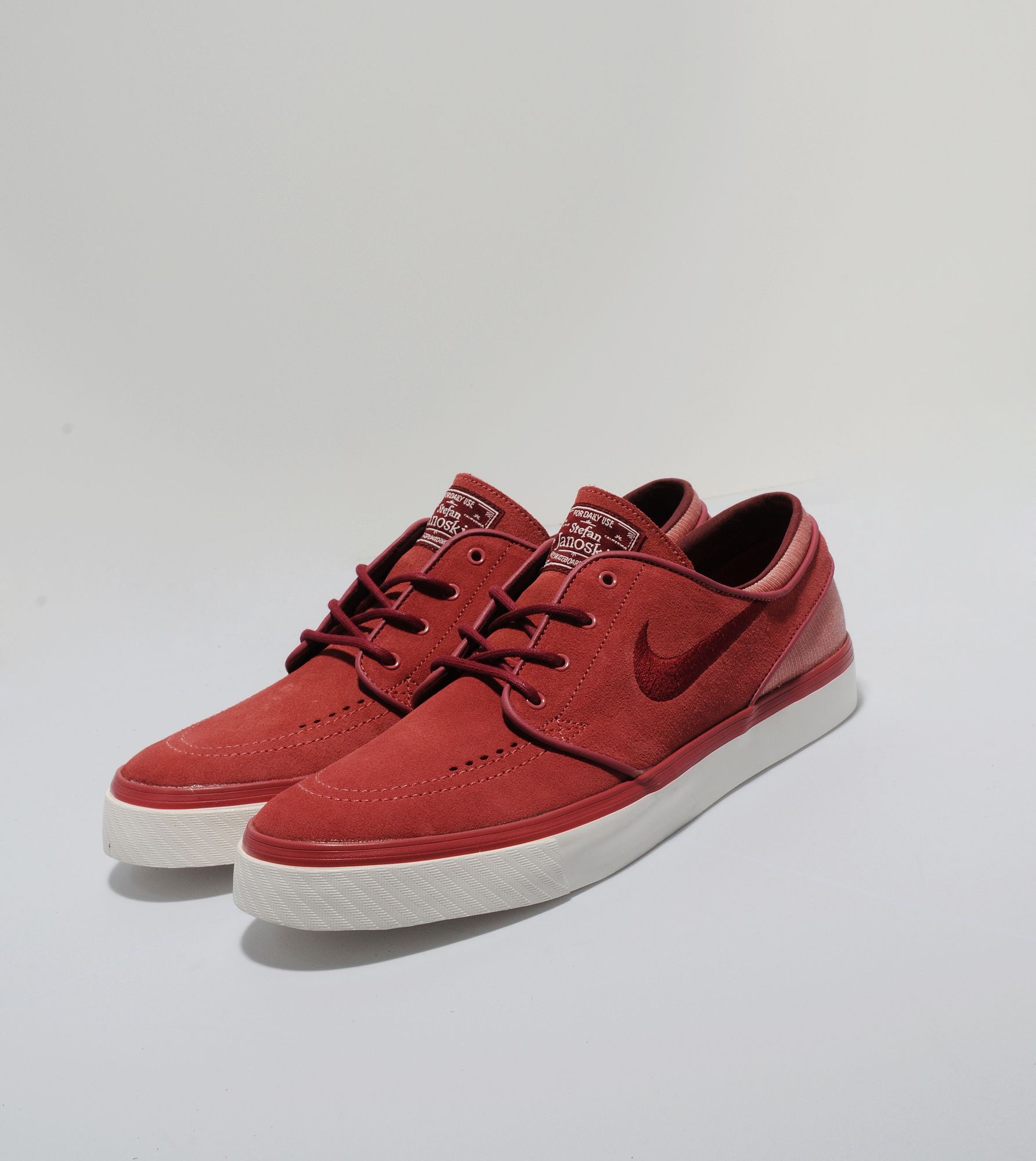 nike janoski size 15