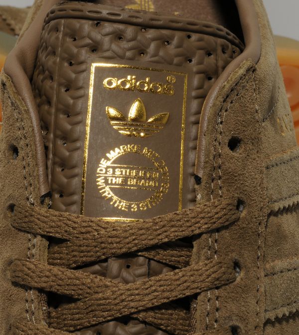 how do adidas gazelles fit