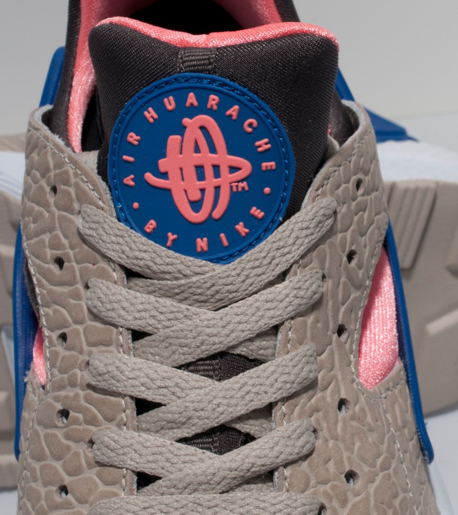 size 5.5 nike huarache