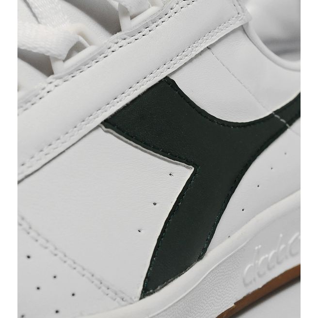 size diadora