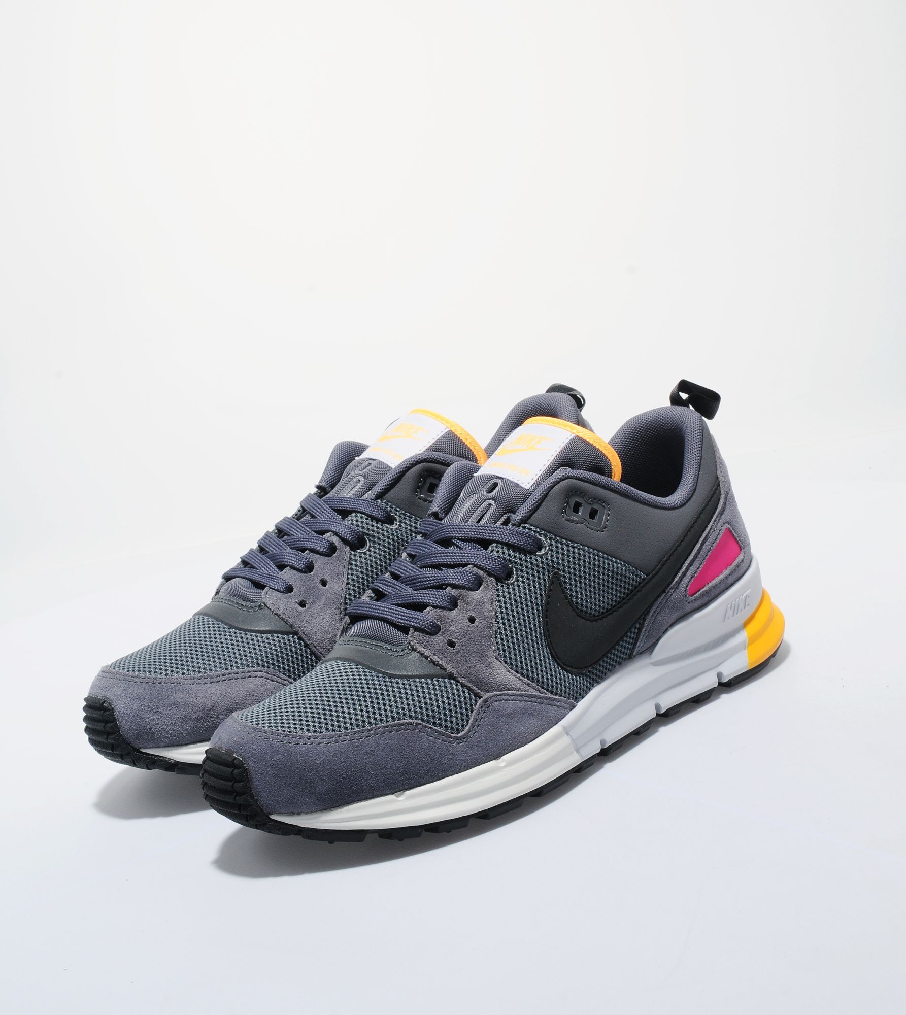 nike lunar pegasus 89 newsprint